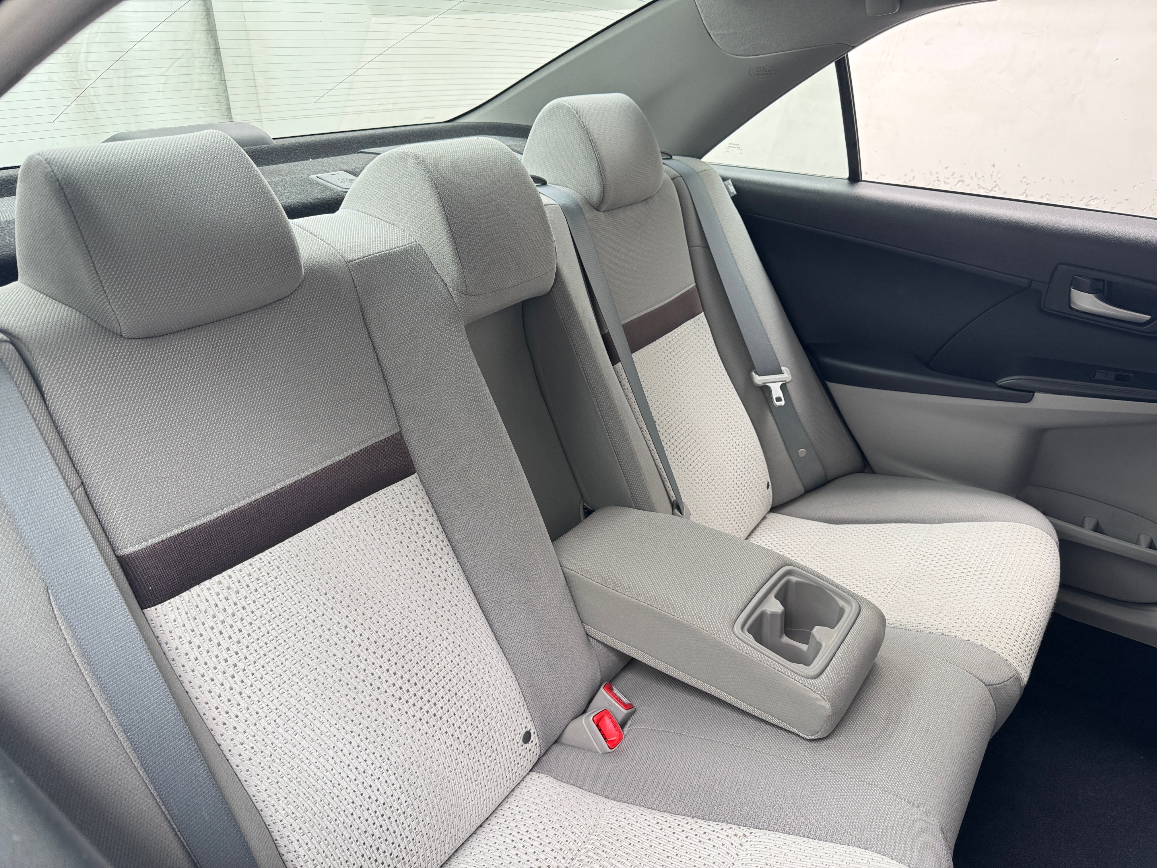 2012 Toyota Camry LE 6