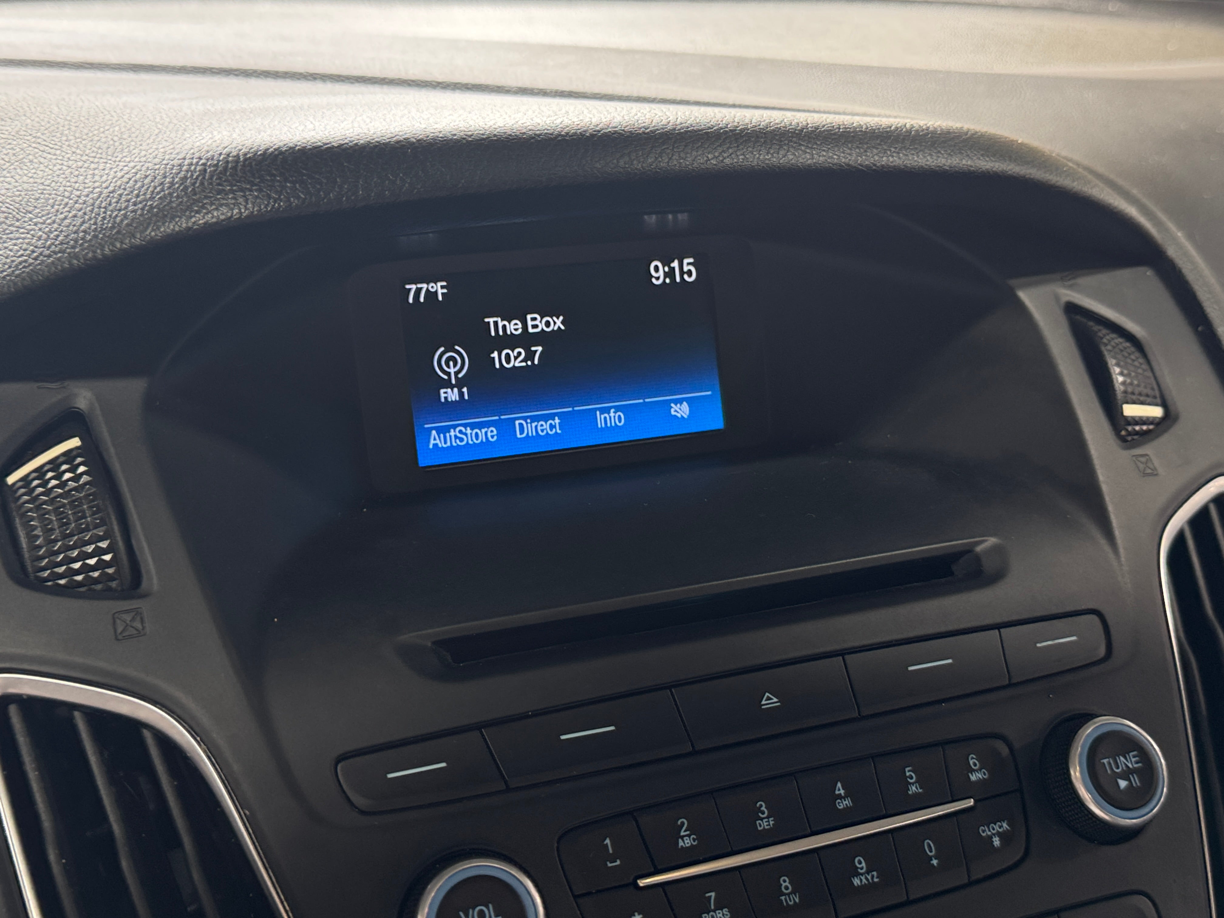 2016 Ford Focus SE 3
