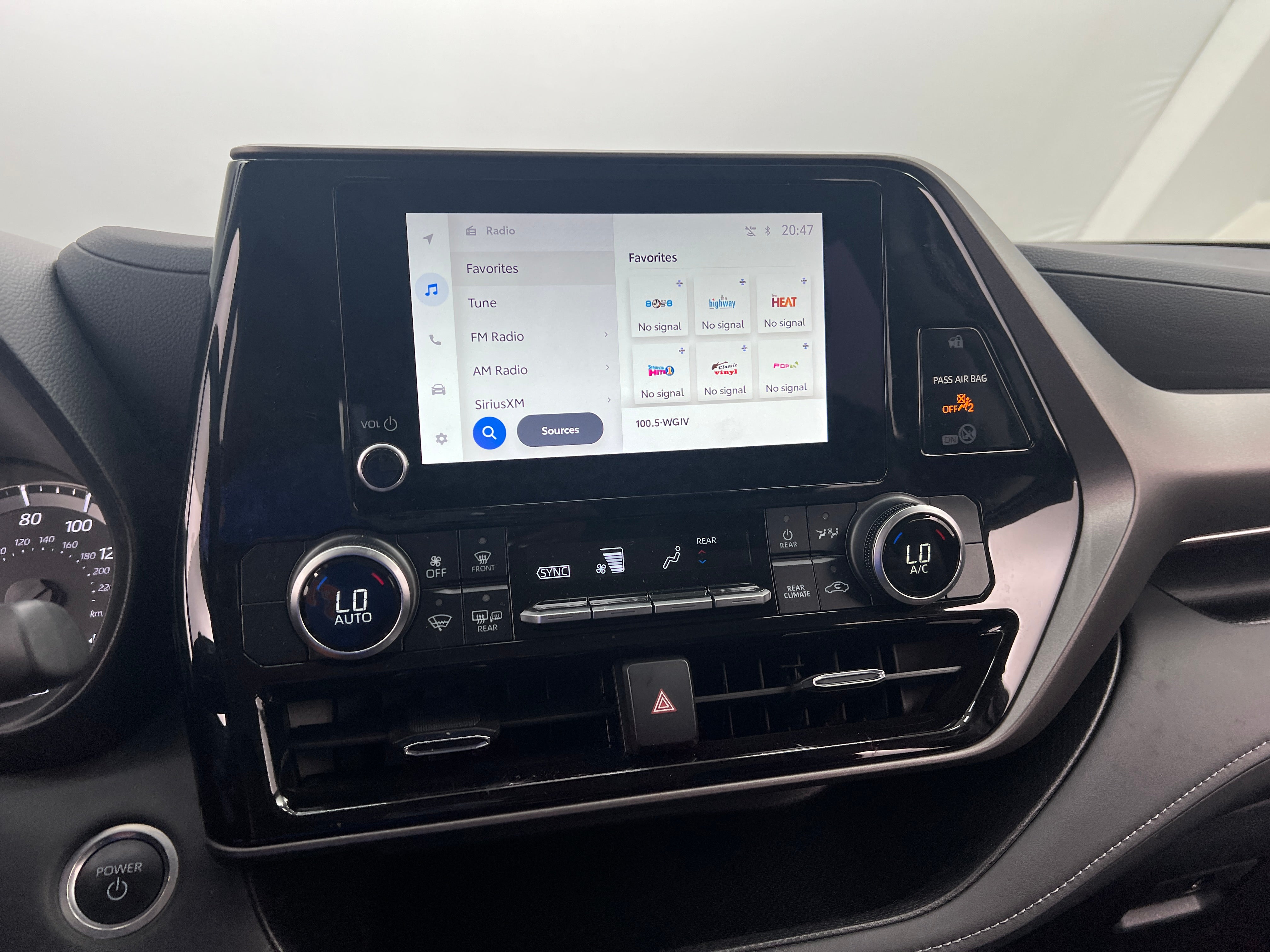 2024 Toyota Highlander LE 4