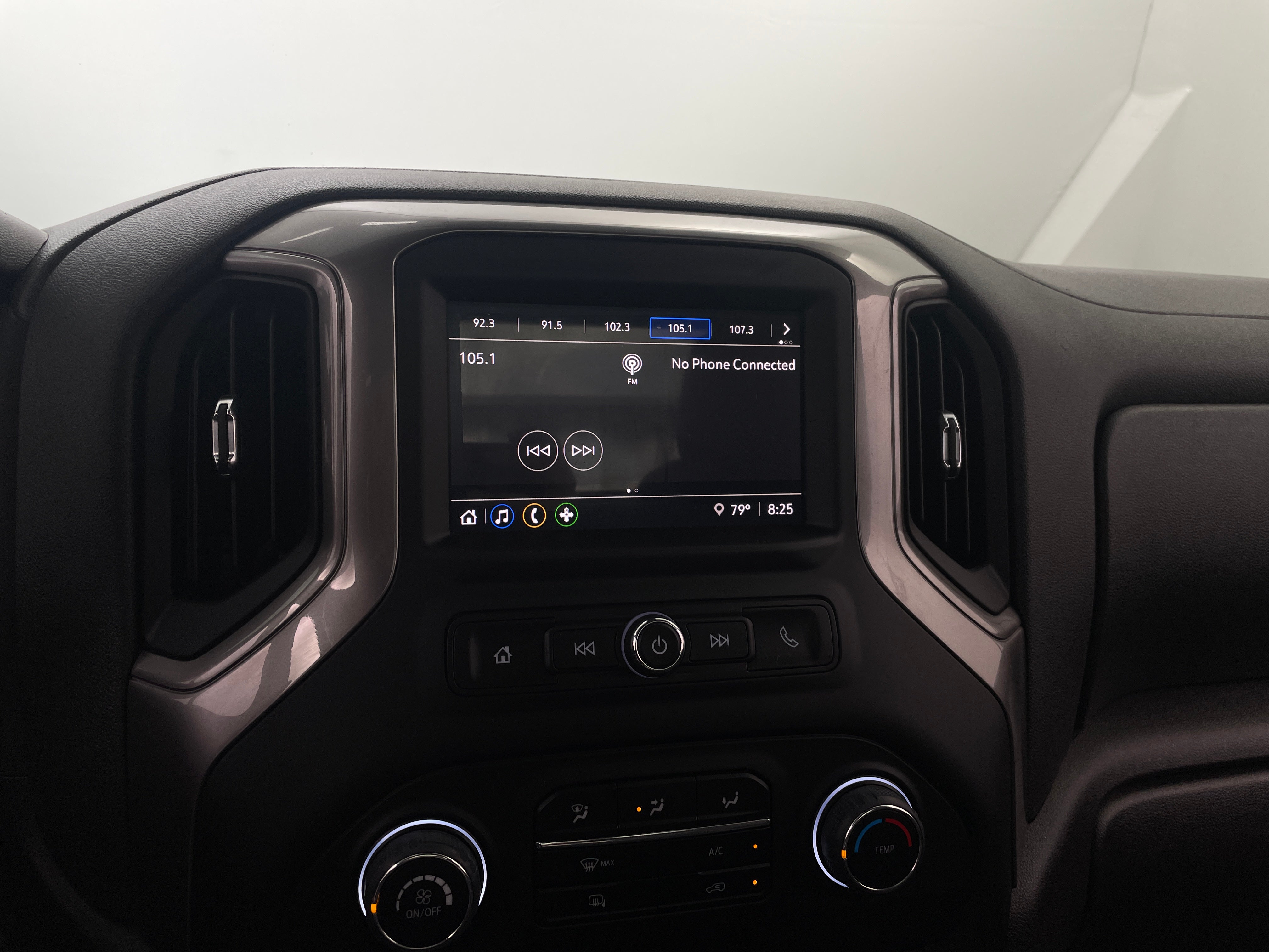 2024 Chevrolet Silverado 1500 Work Truck 3