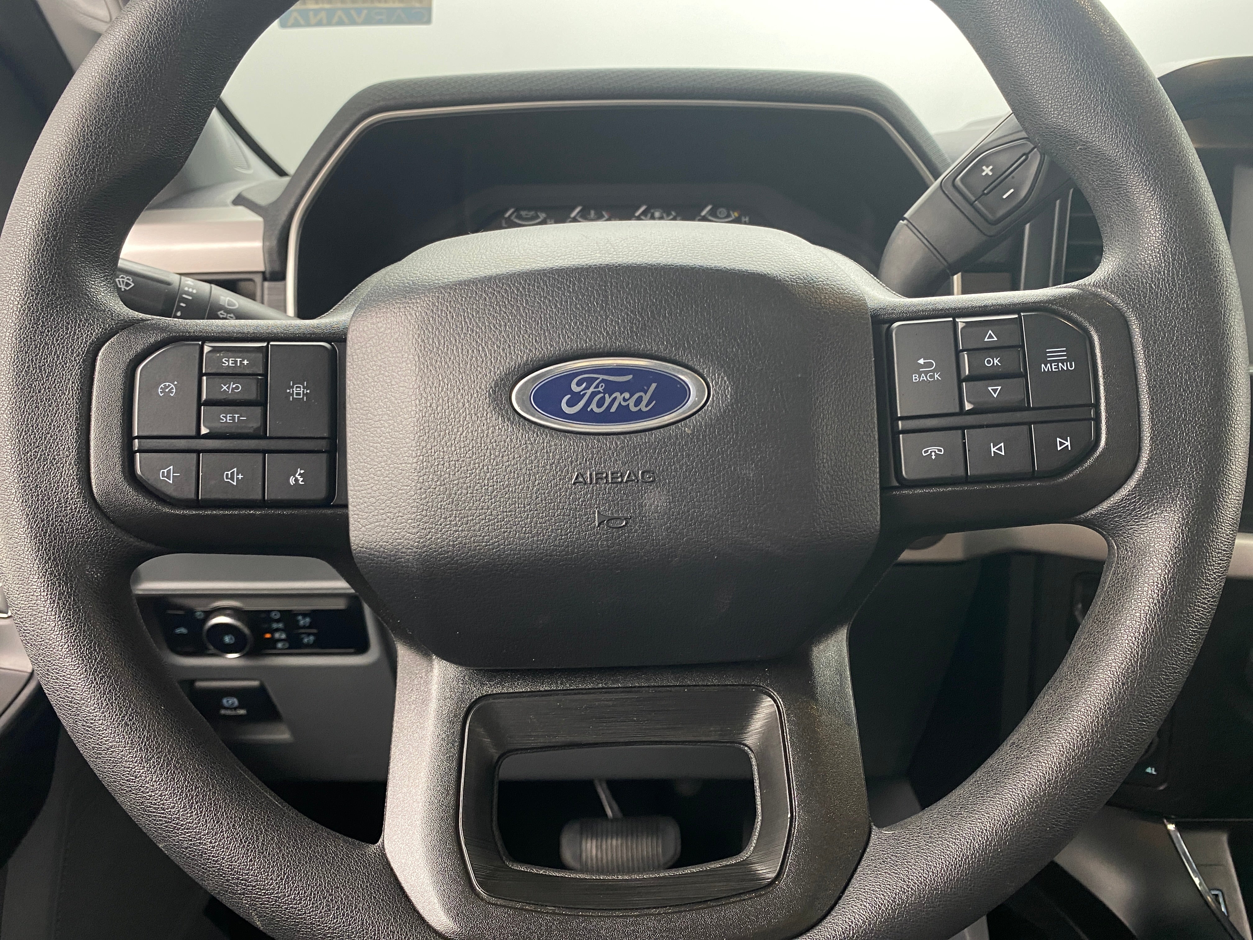 2023 Ford Econoline E-150 5