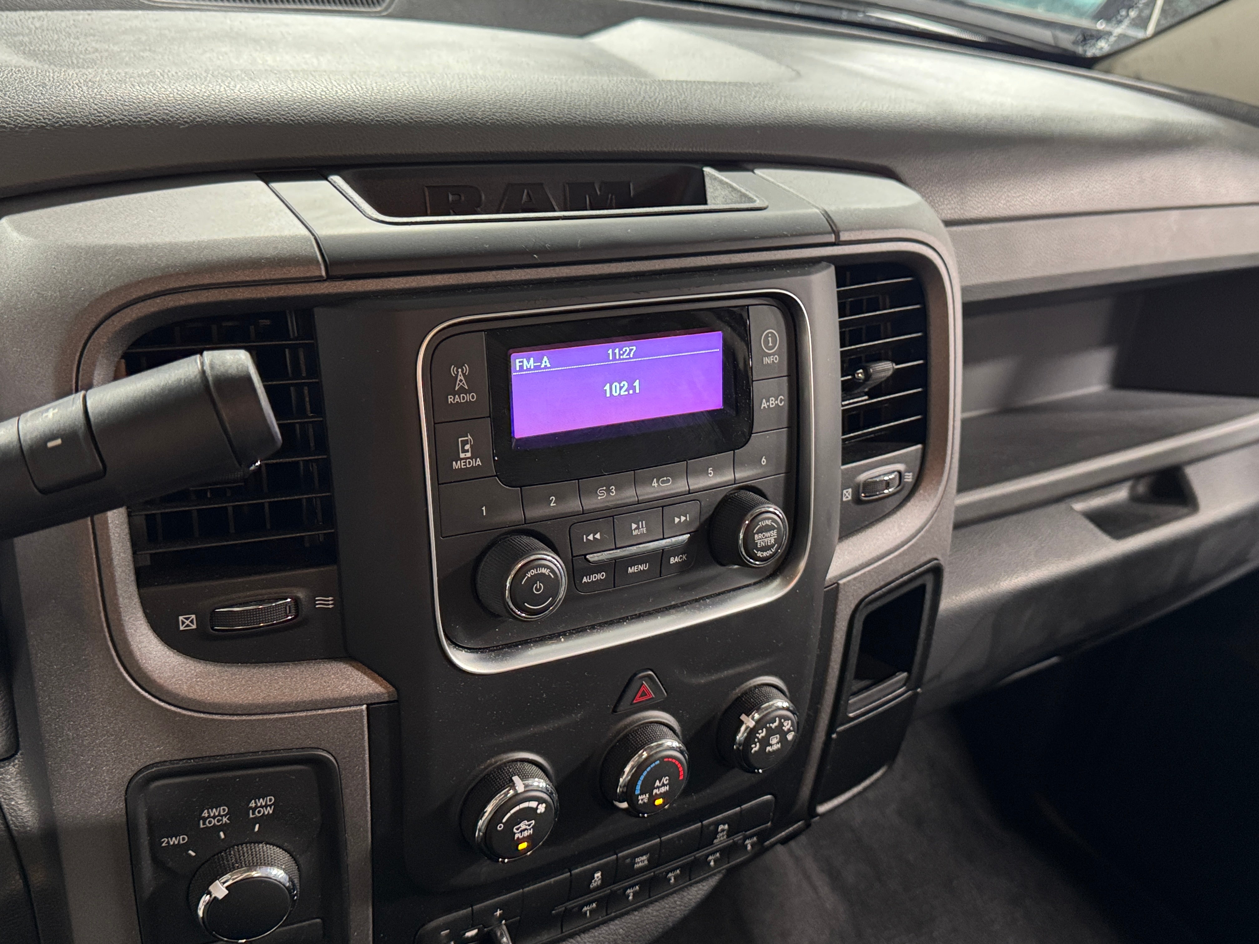 2016 RAM 2500 Tradesman 4