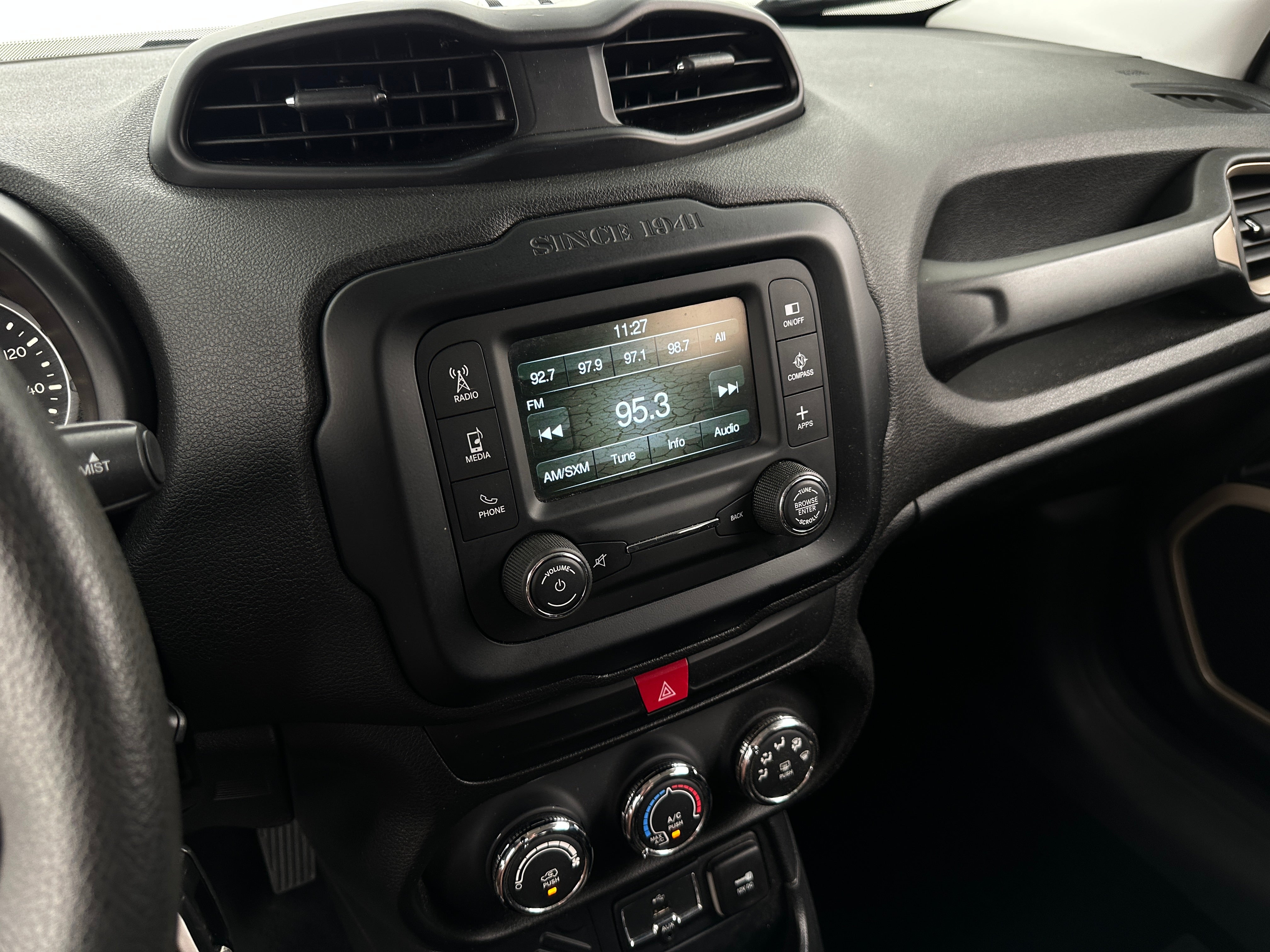 2016 Jeep Renegade Sport 4