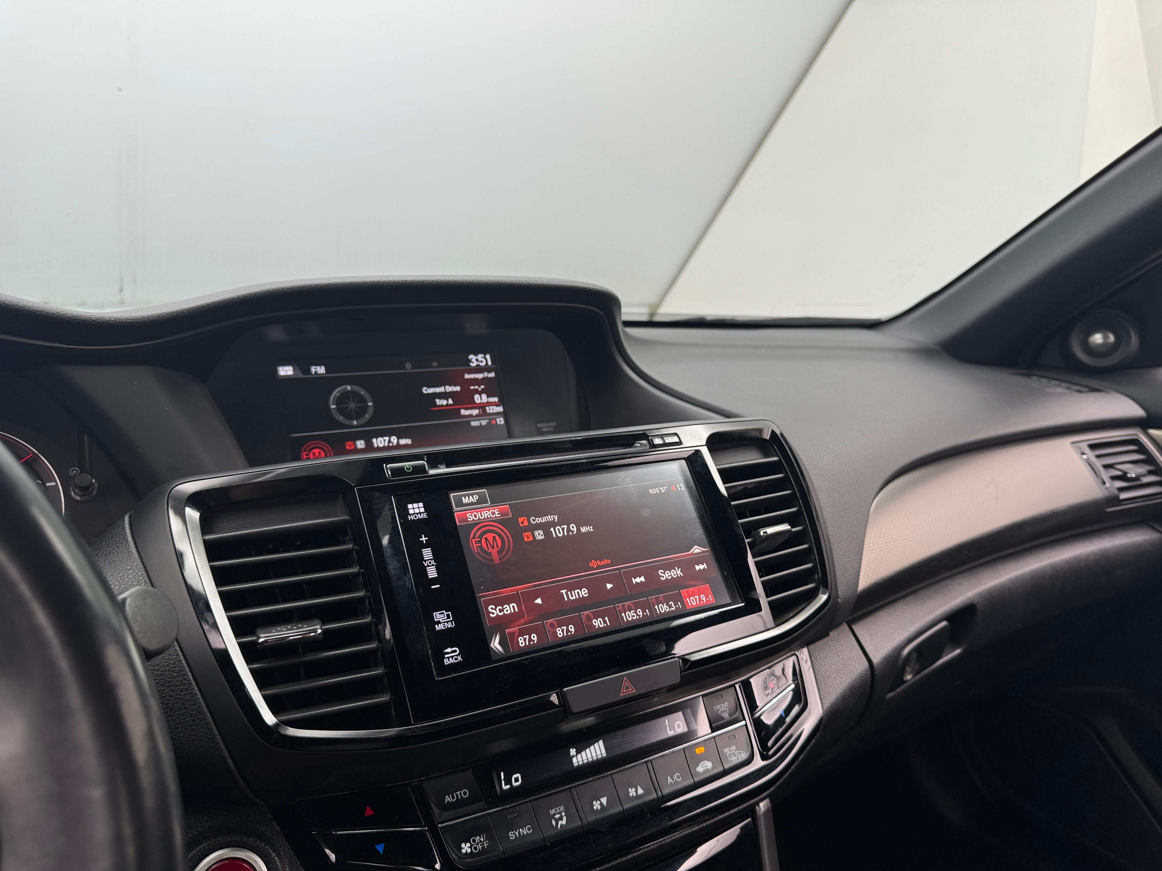 2017 Honda Accord Touring 2