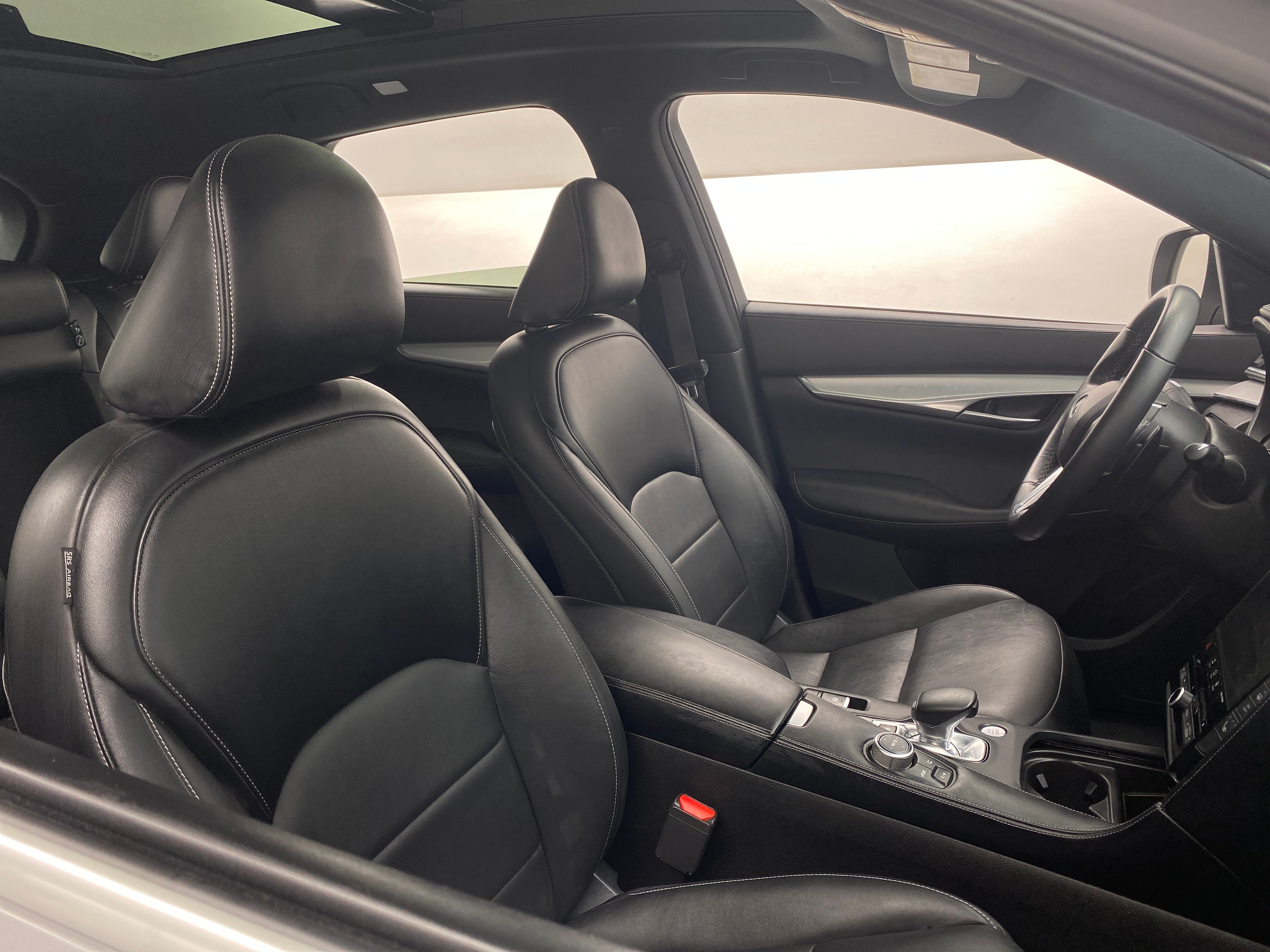2021 INFINITI QX50 Luxe 2