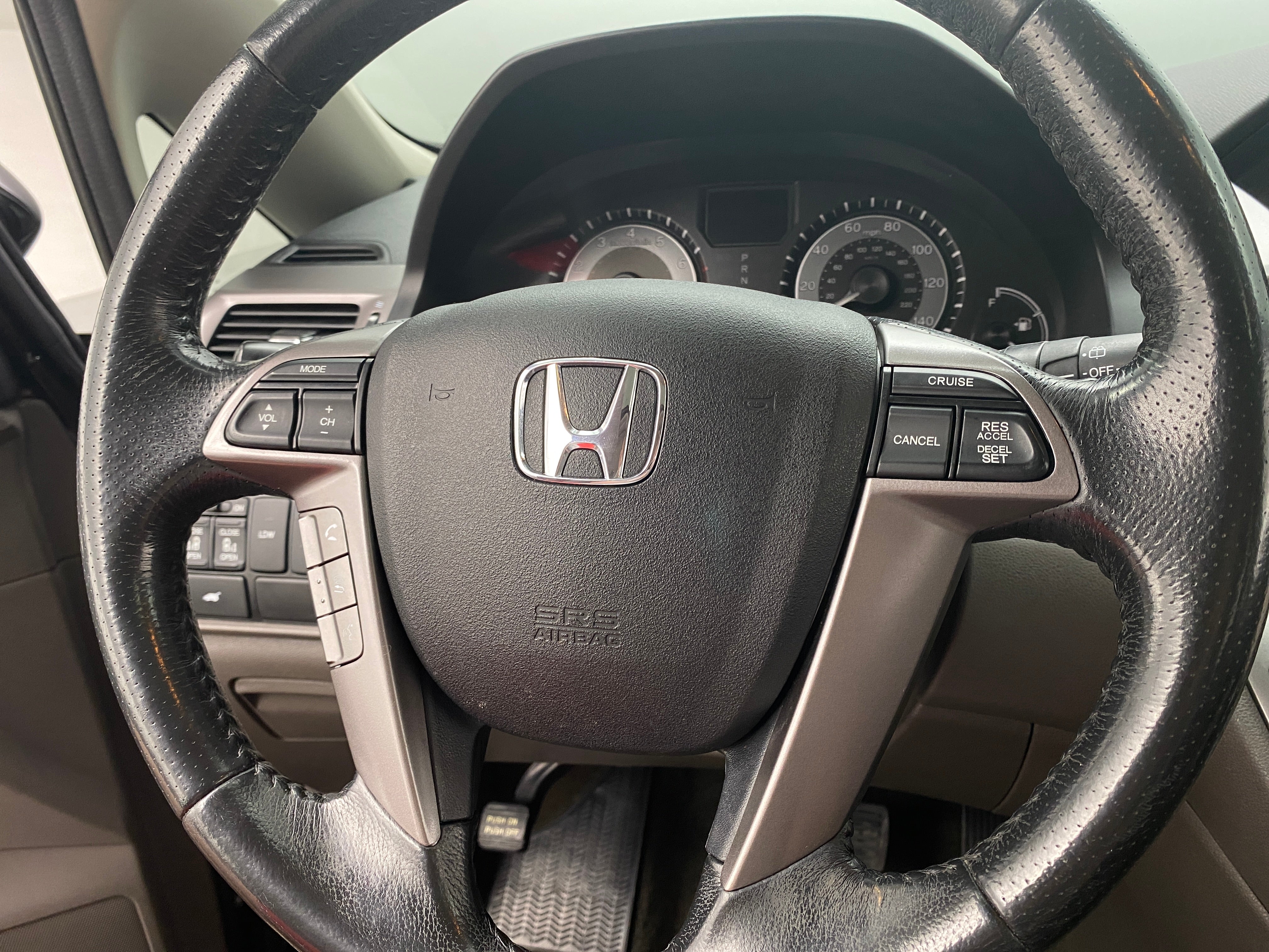 2016 Honda Odyssey EX-L 4