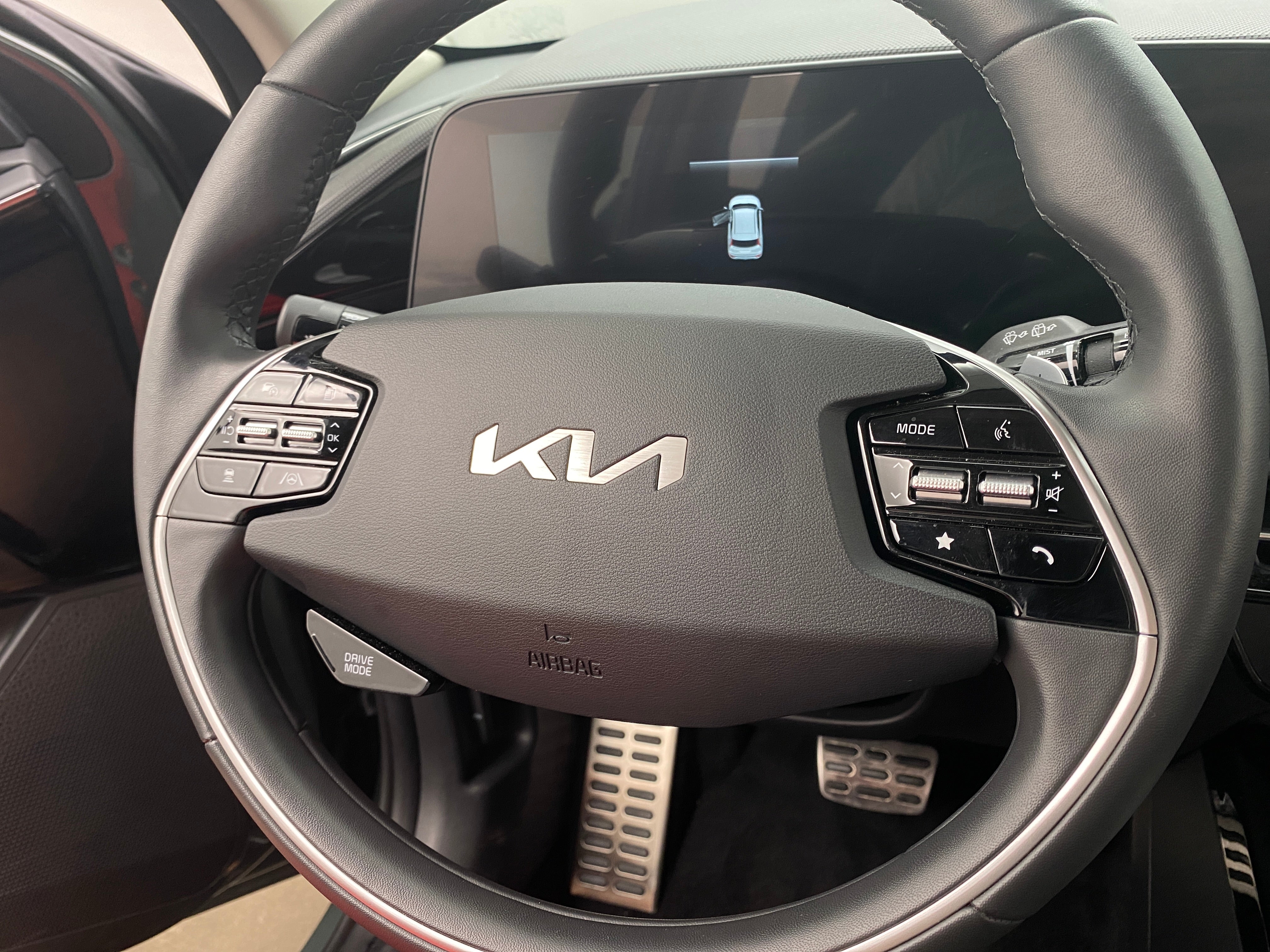 2024 Kia Niro EX Touring 4