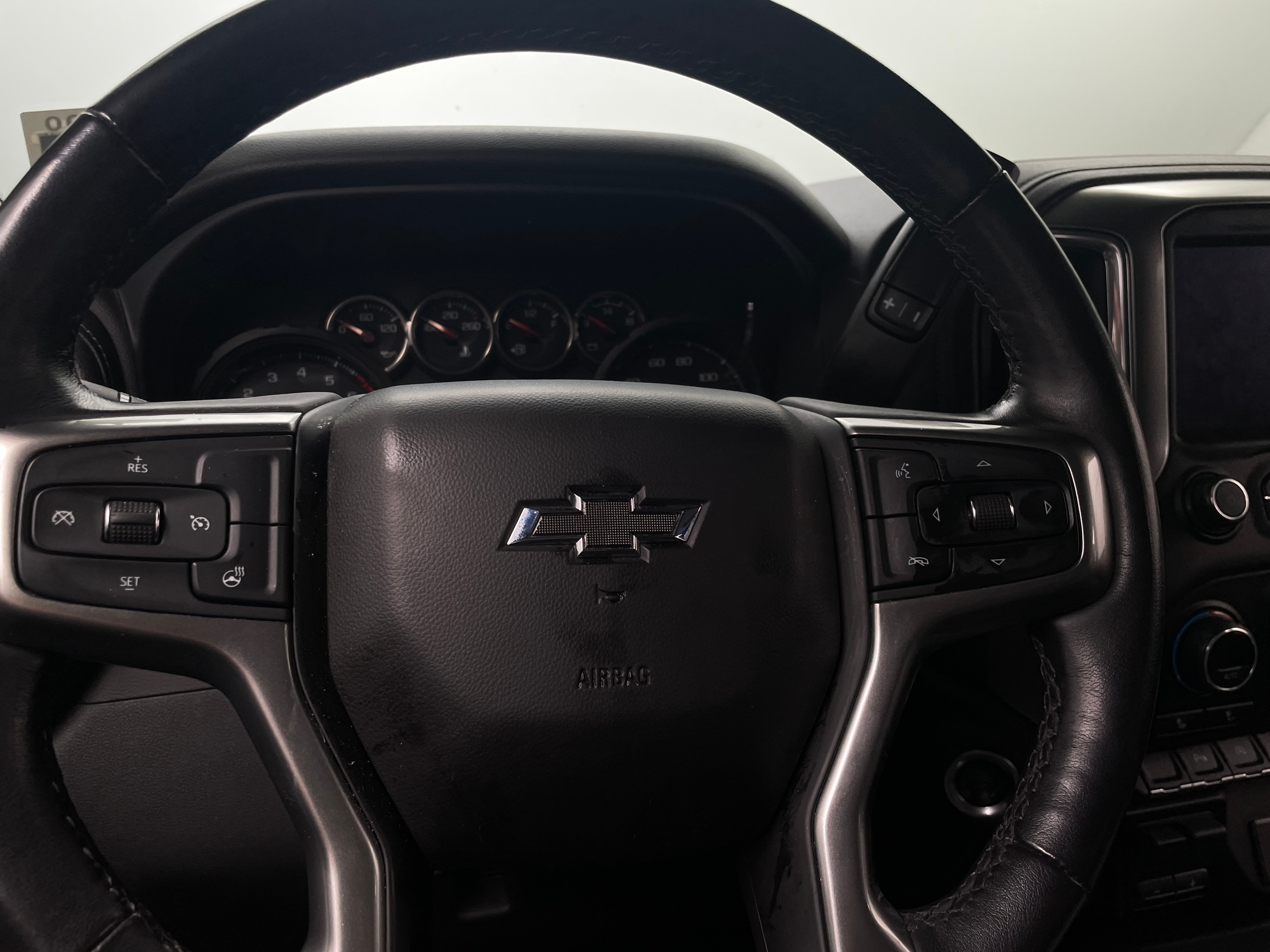 2021 Chevrolet Silverado 1500  4