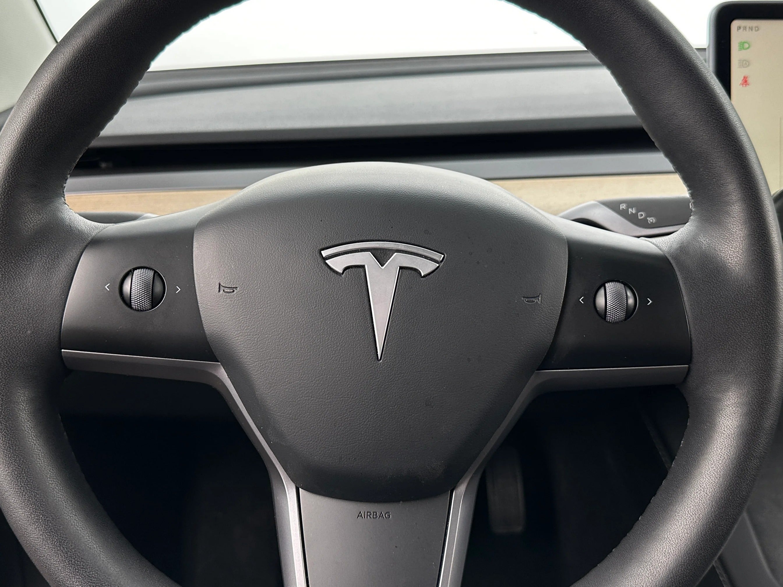 2023 Tesla Model 3 Standard Range 4