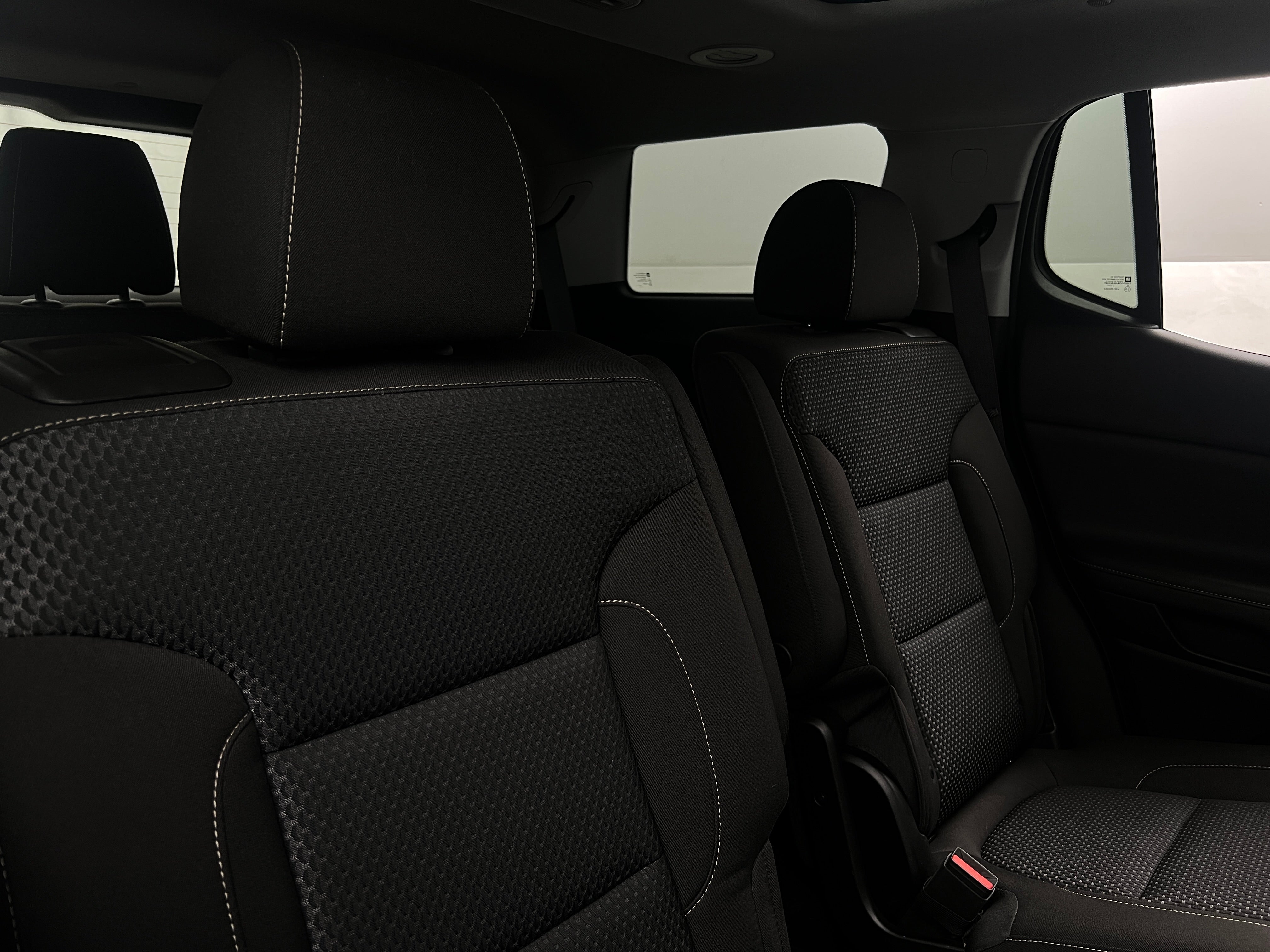 2023 GMC Acadia SLE 6