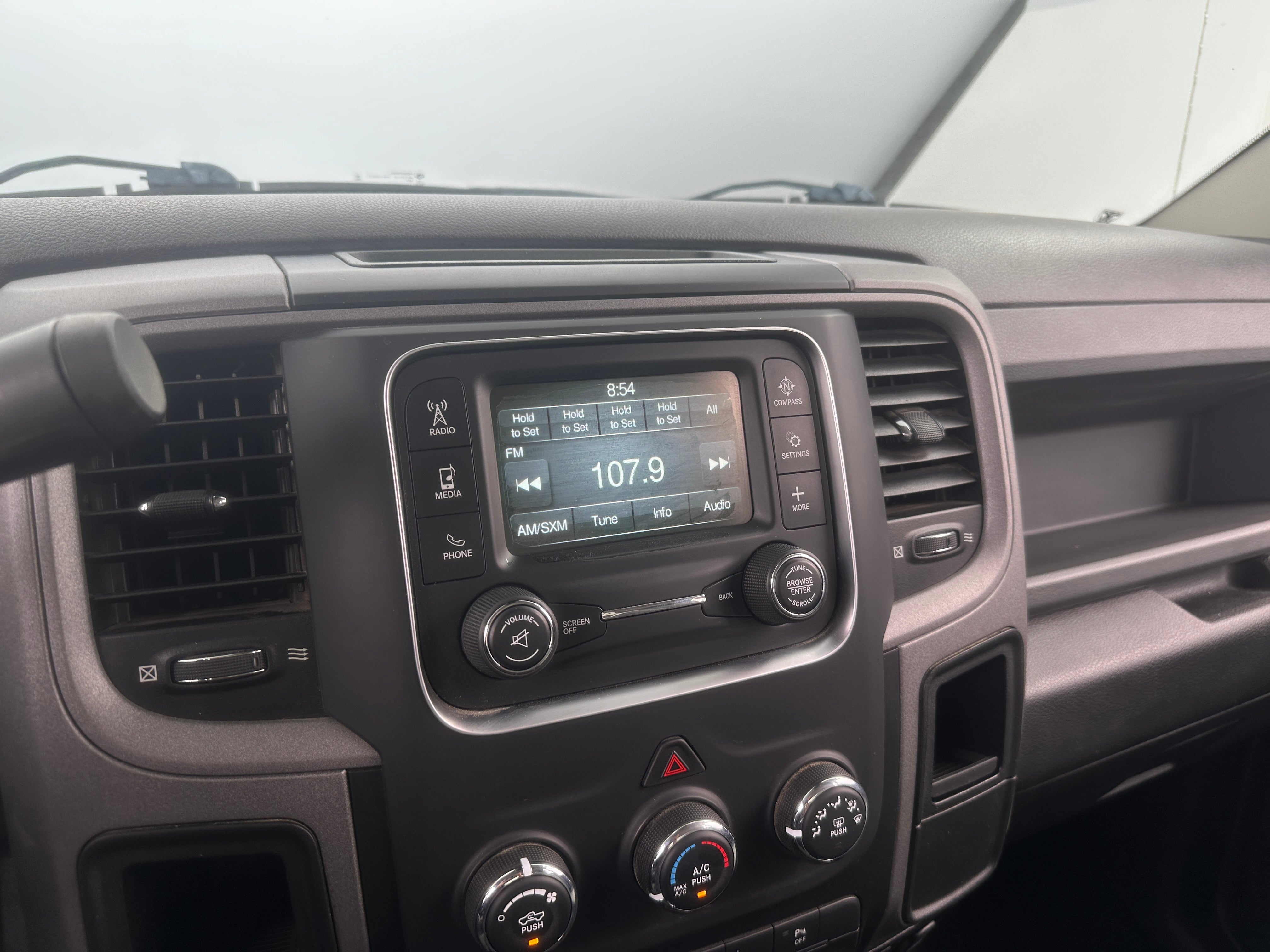 2015 RAM 2500 Tradesman 4