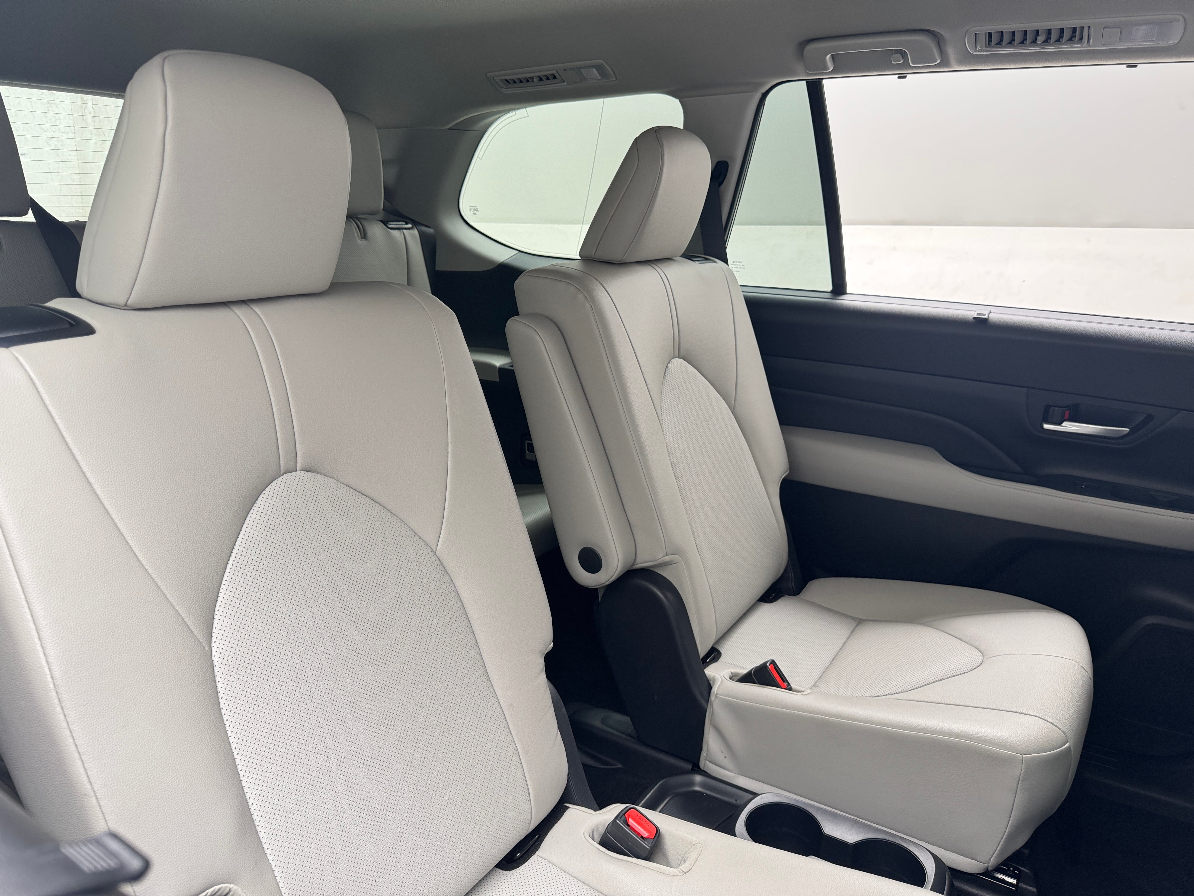 2024 Toyota Grand Highlander XLE 6