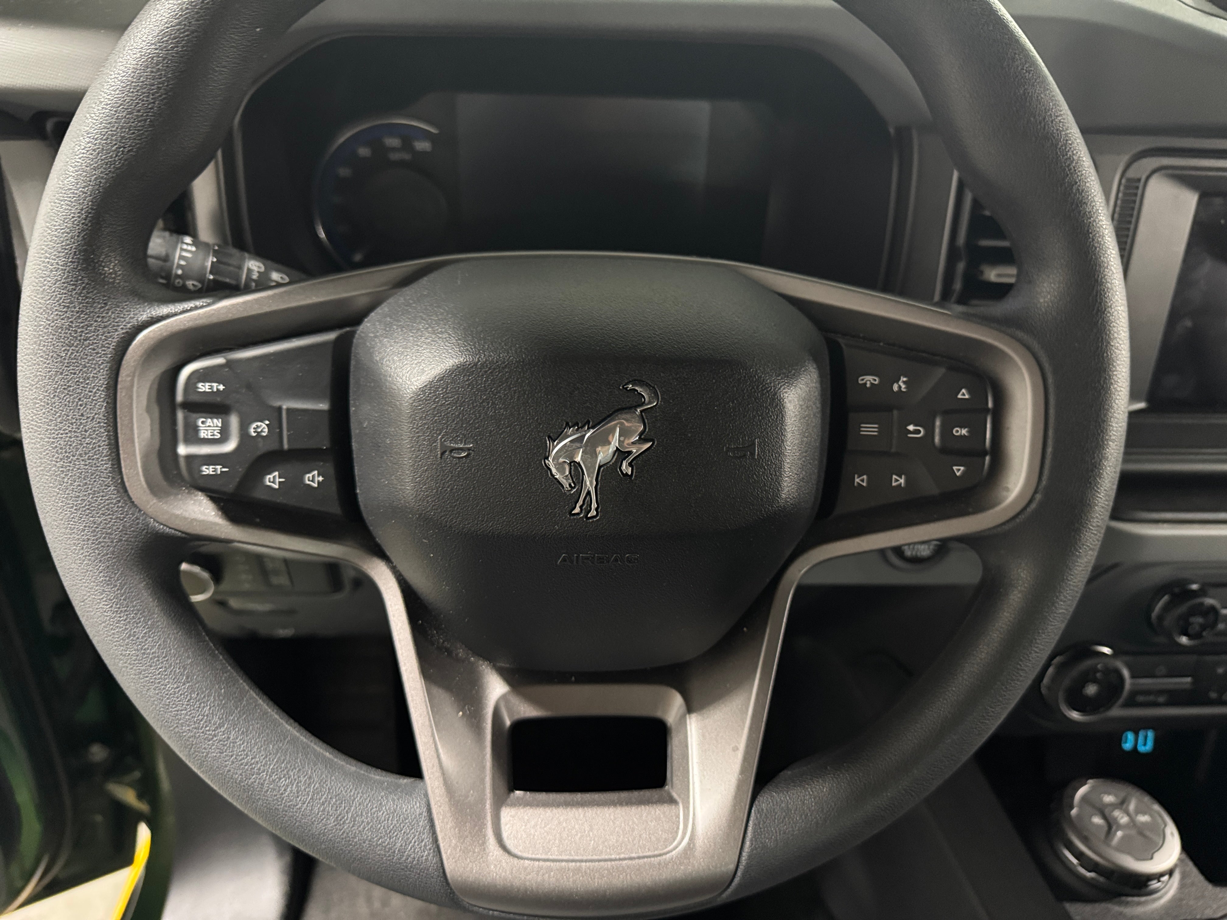 2023 Ford Bronco Base 5