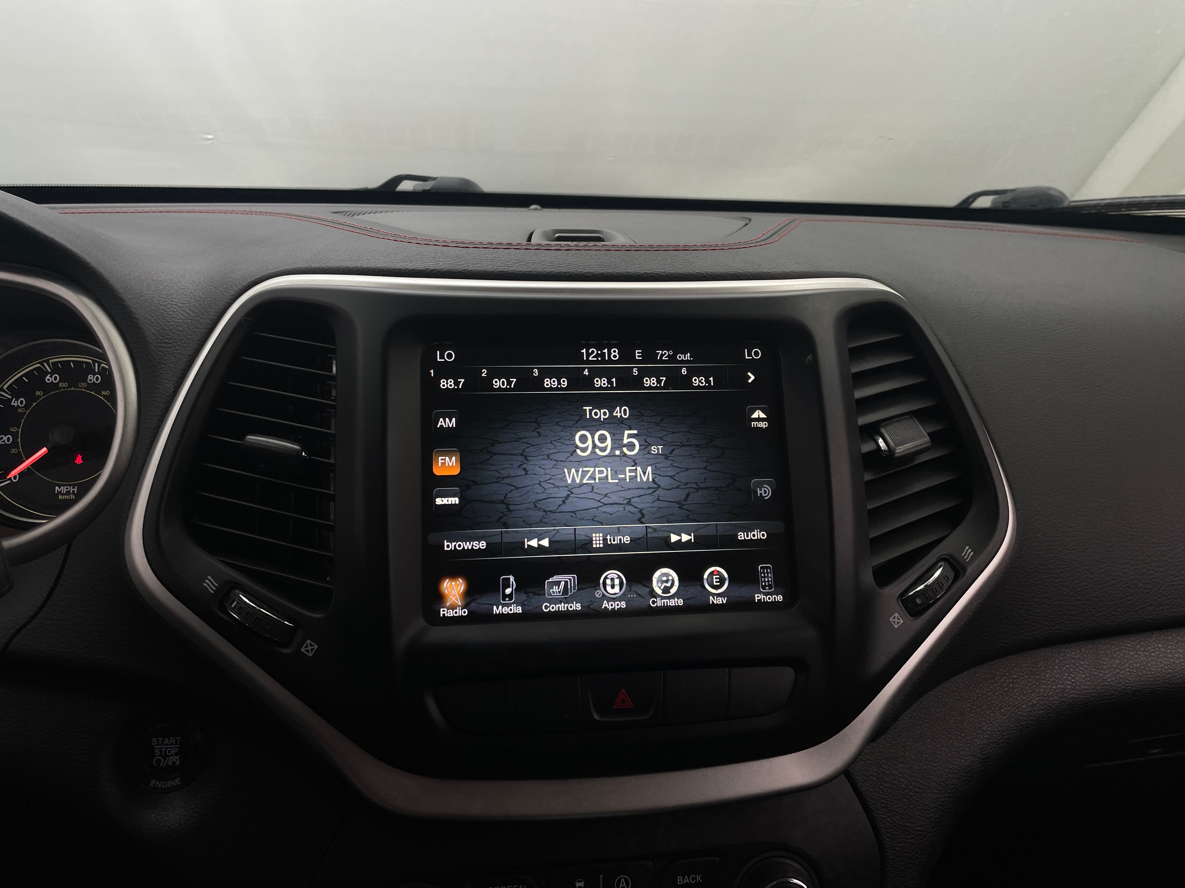 2015 Jeep Cherokee Trailhawk 3