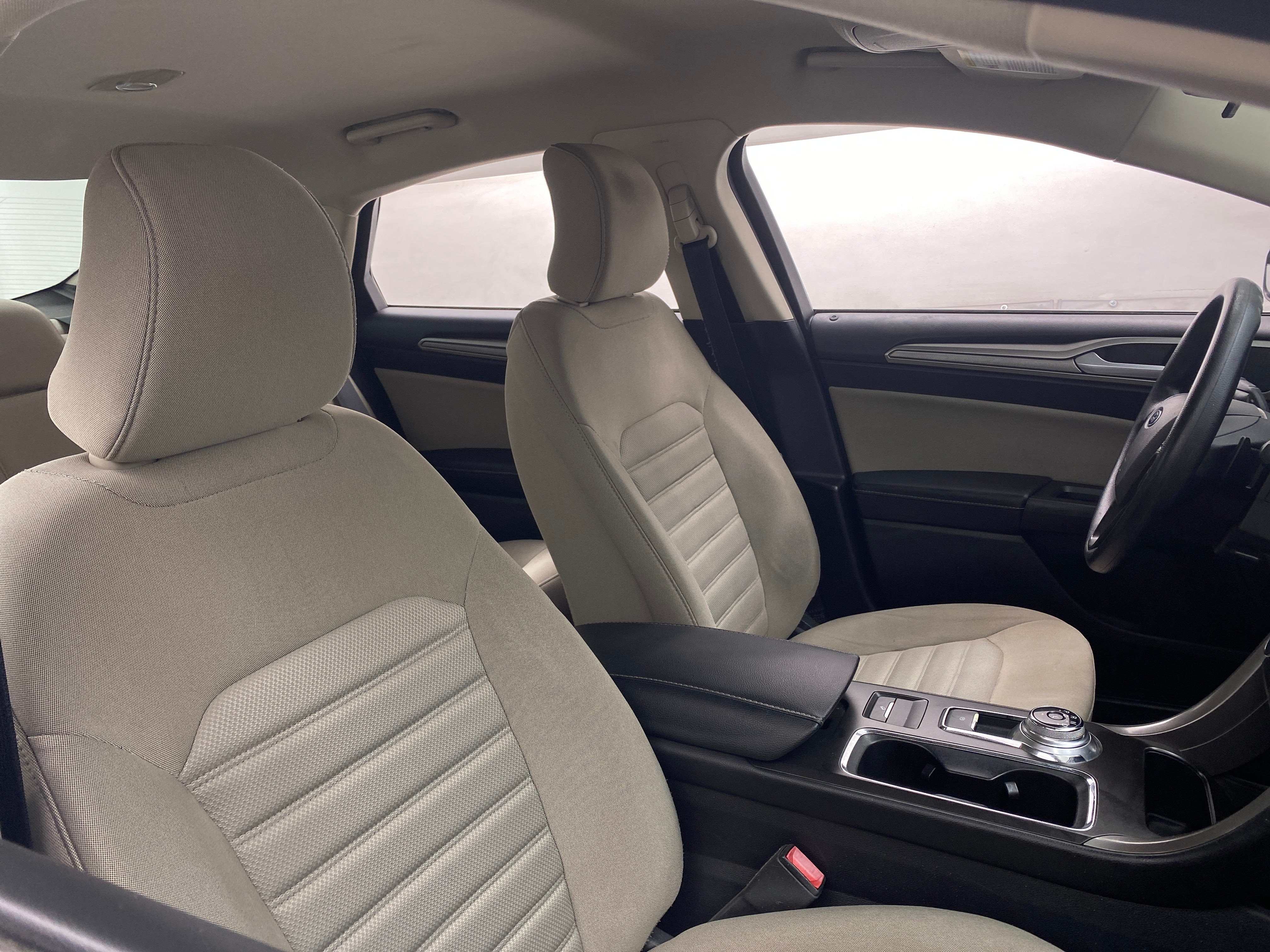 2017 Ford Fusion S 2