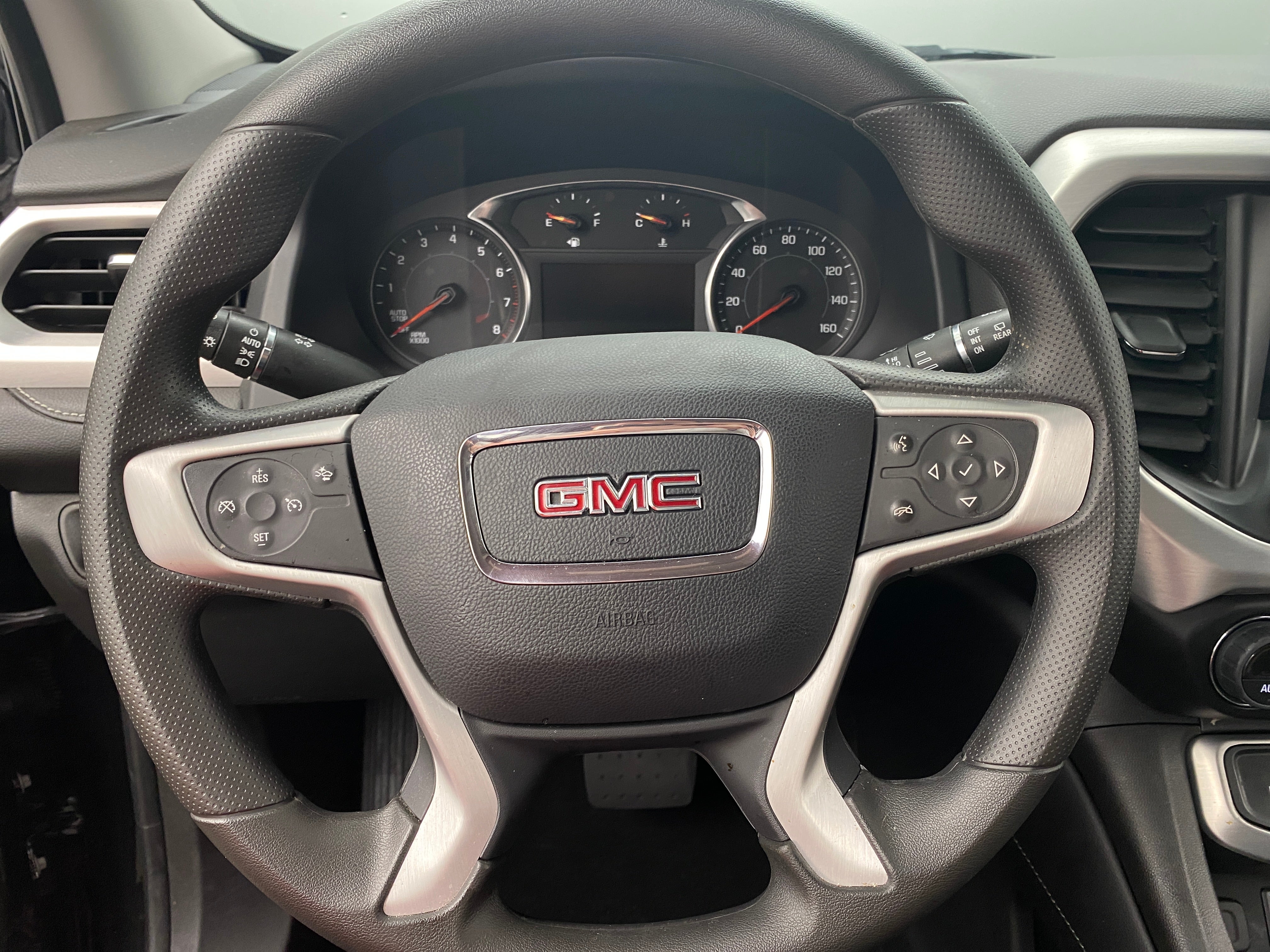 2023 GMC Acadia SLE 5