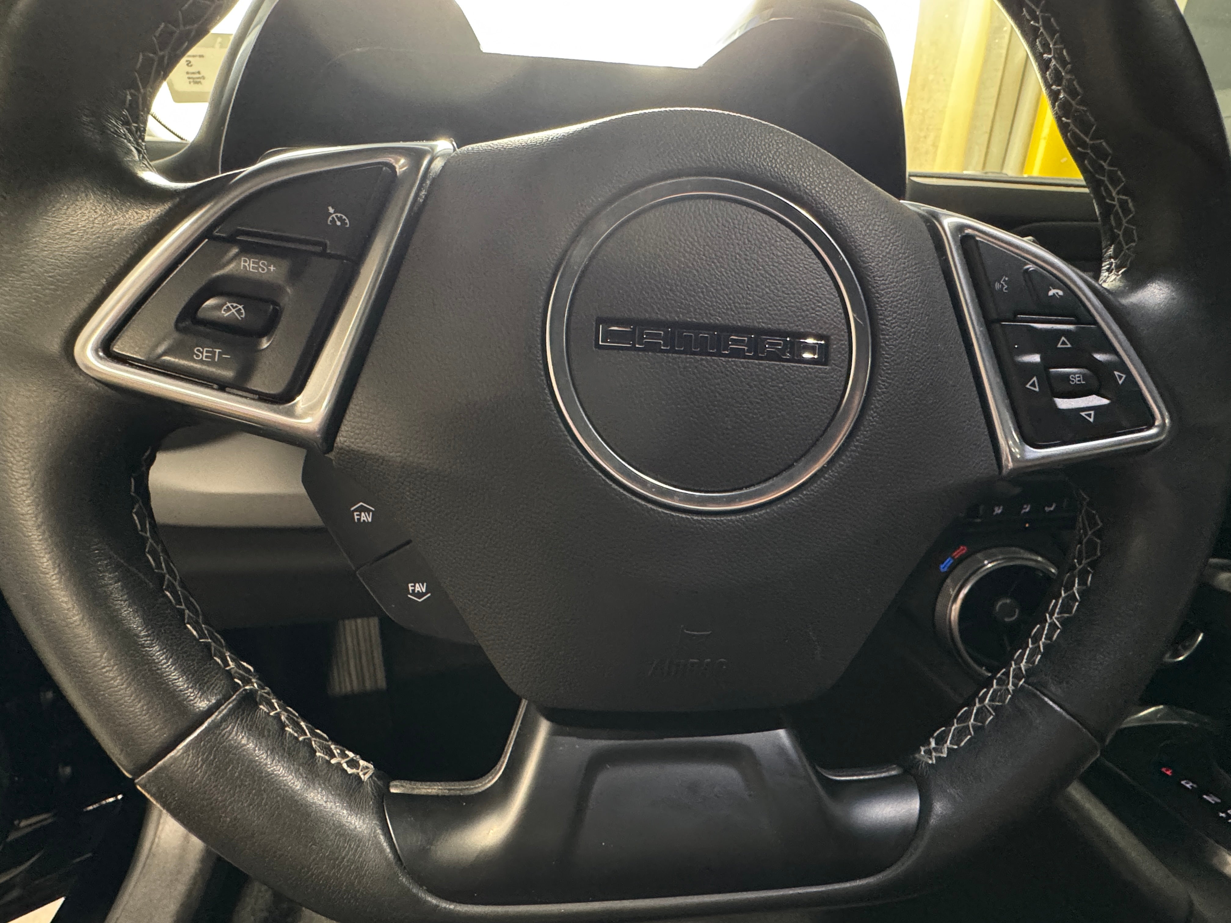 2021 Chevrolet Camaro  4