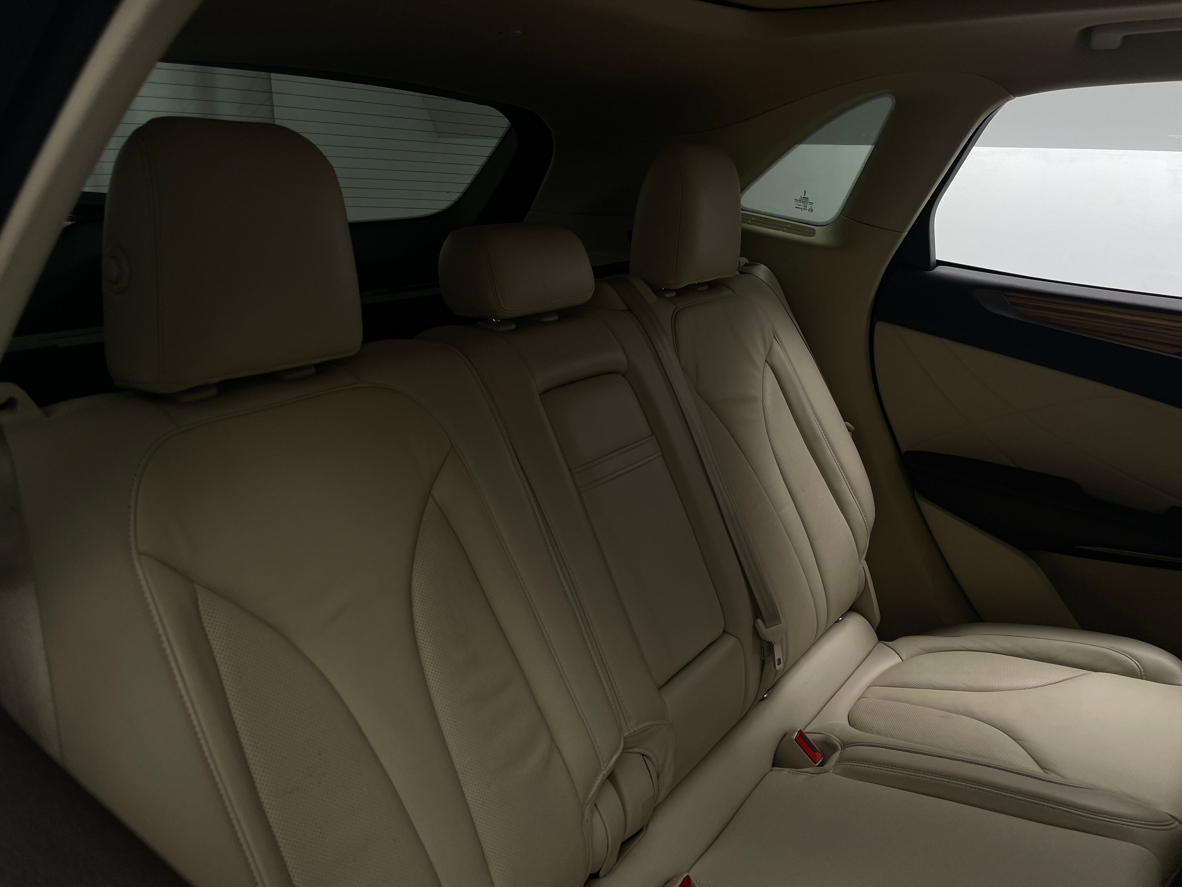 2015 Lincoln MKC Base 5