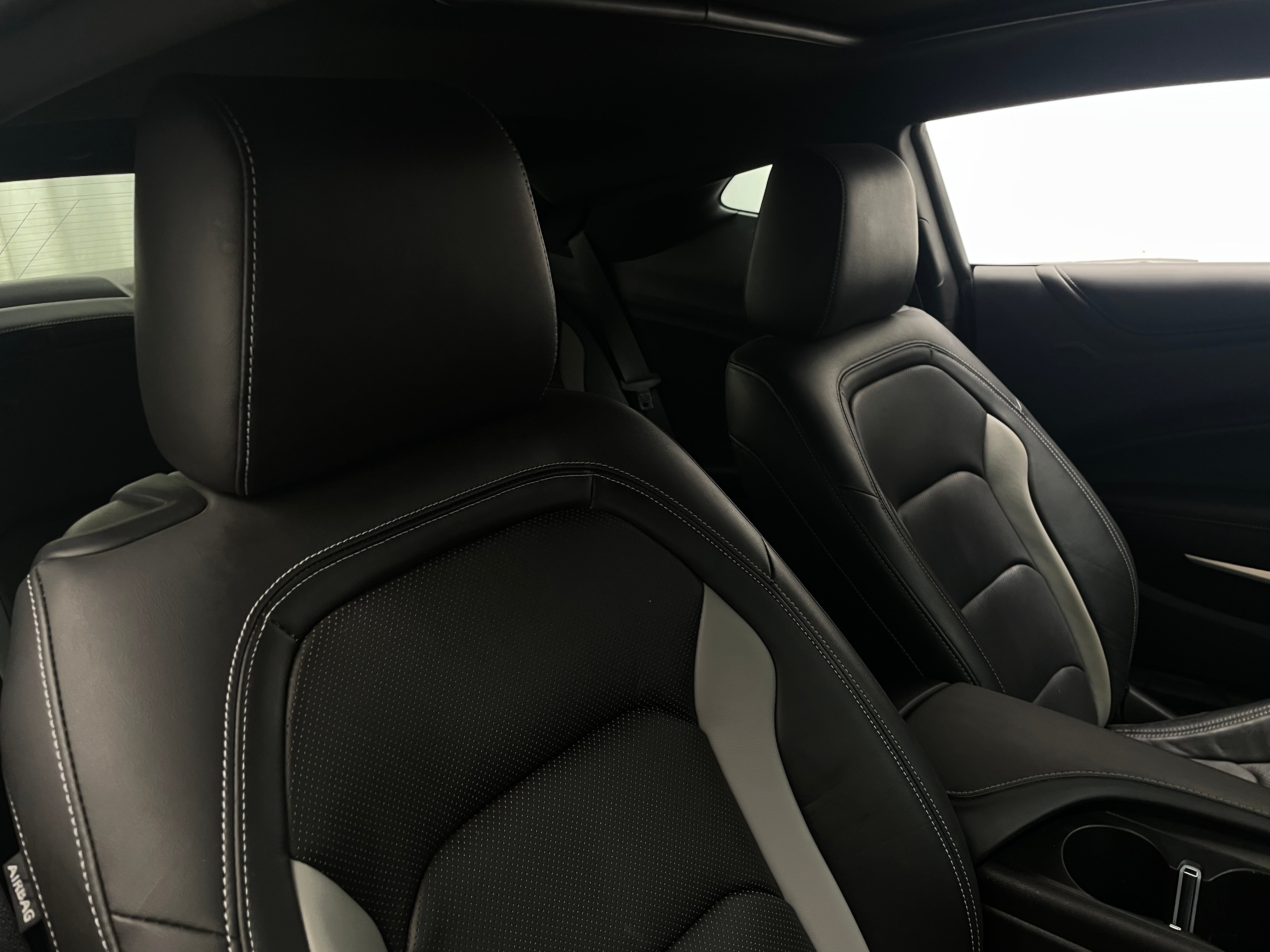 2023 Chevrolet Camaro LT 2
