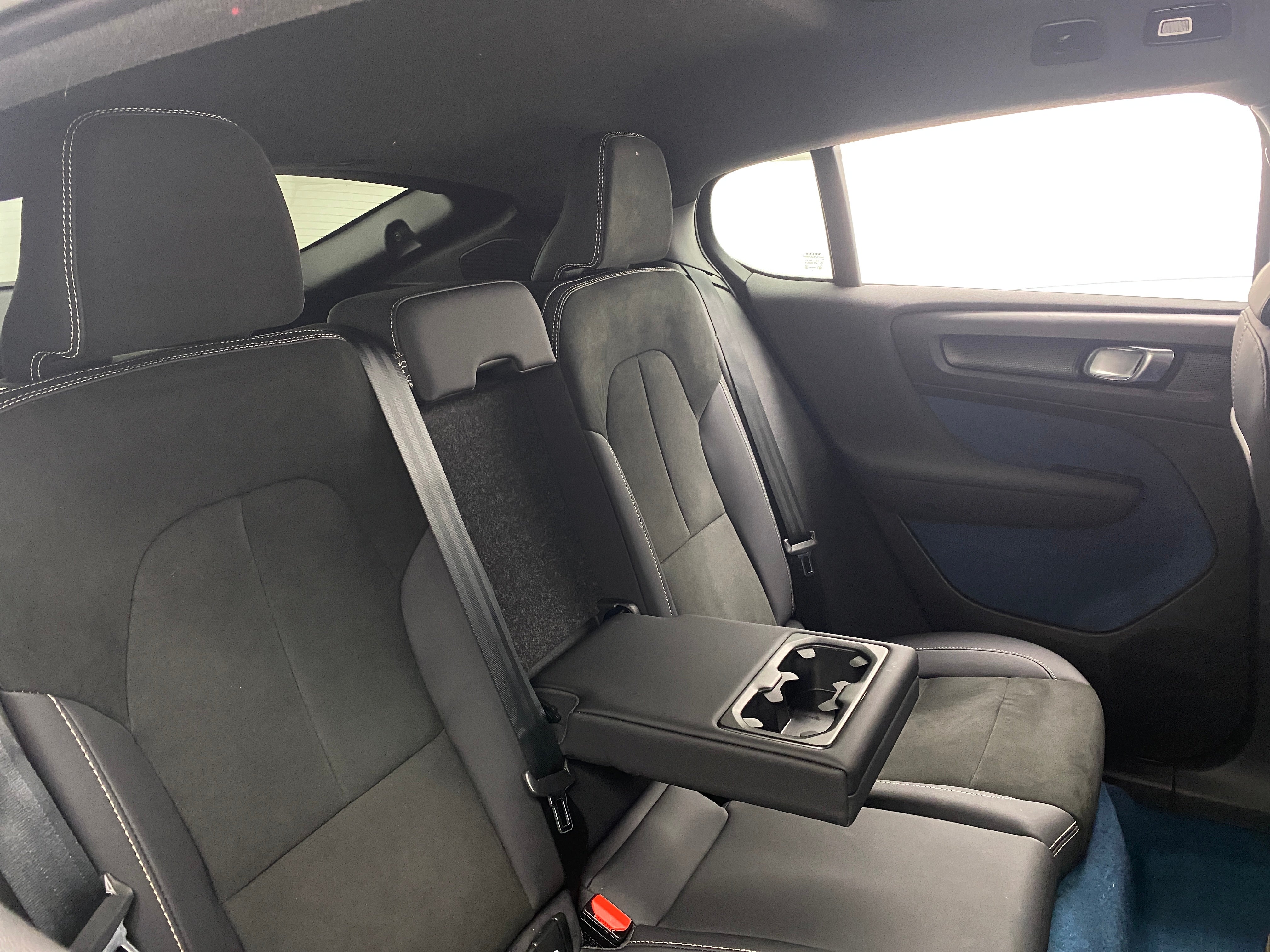 2023 Volvo C40 Ultimate 6