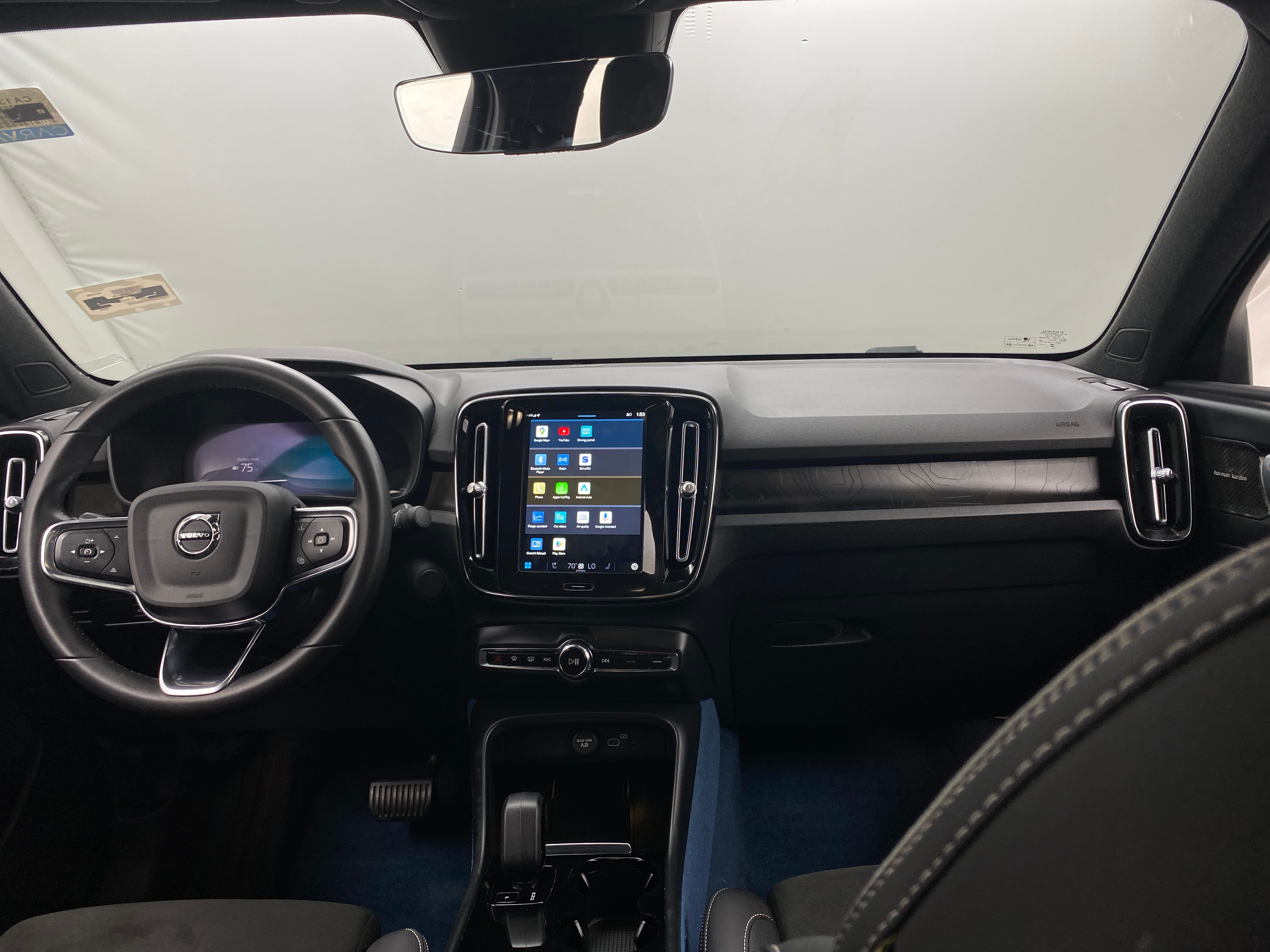 2023 Volvo C40 Ultimate 3