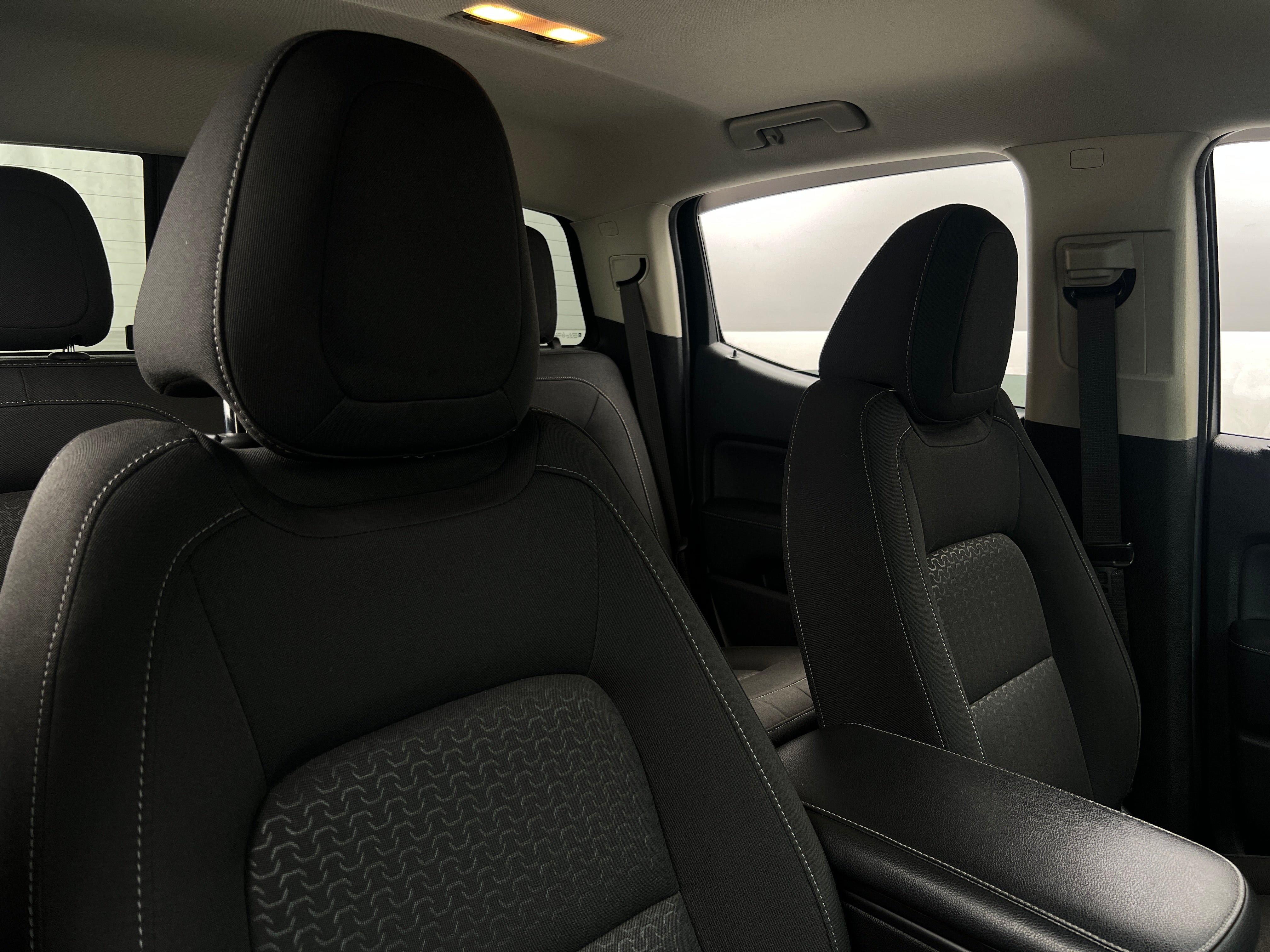 2020 GMC Canyon SLE 2