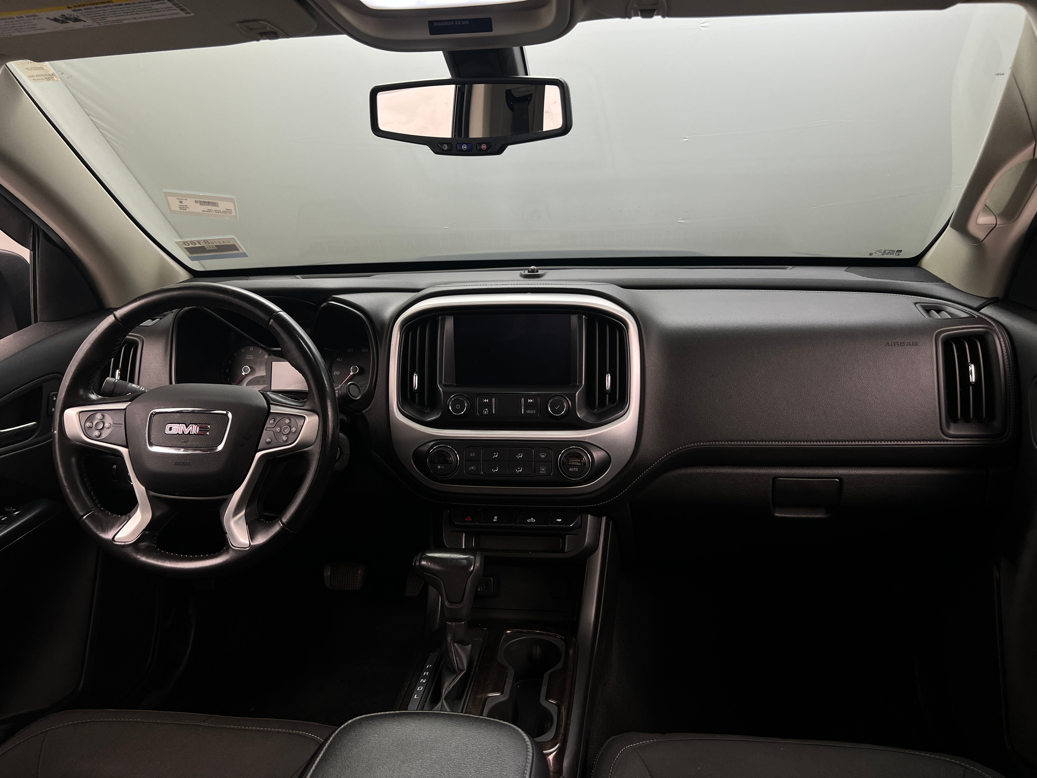 2020 GMC Canyon SLE 3
