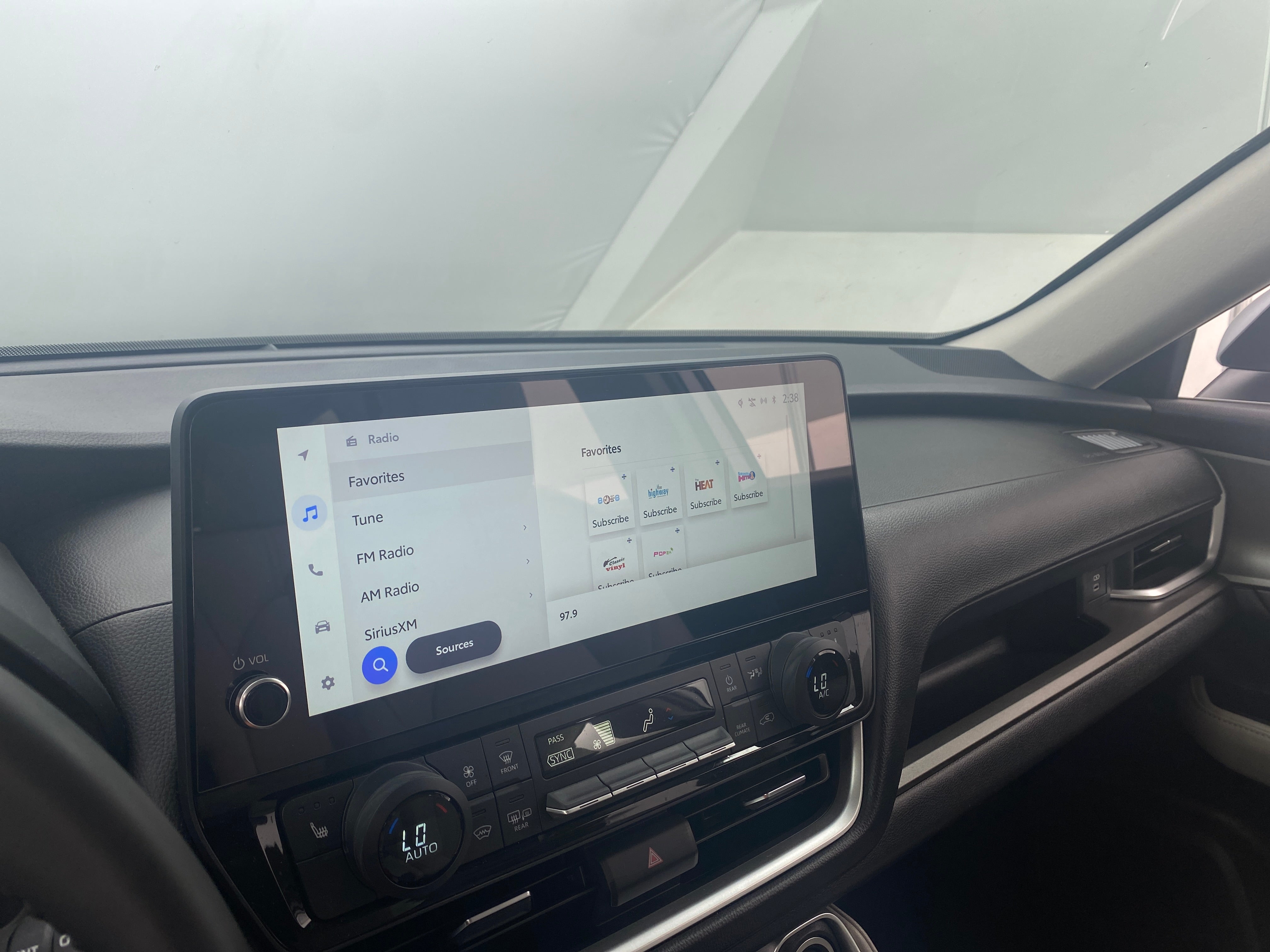 2024 Toyota Grand Highlander XLE 3