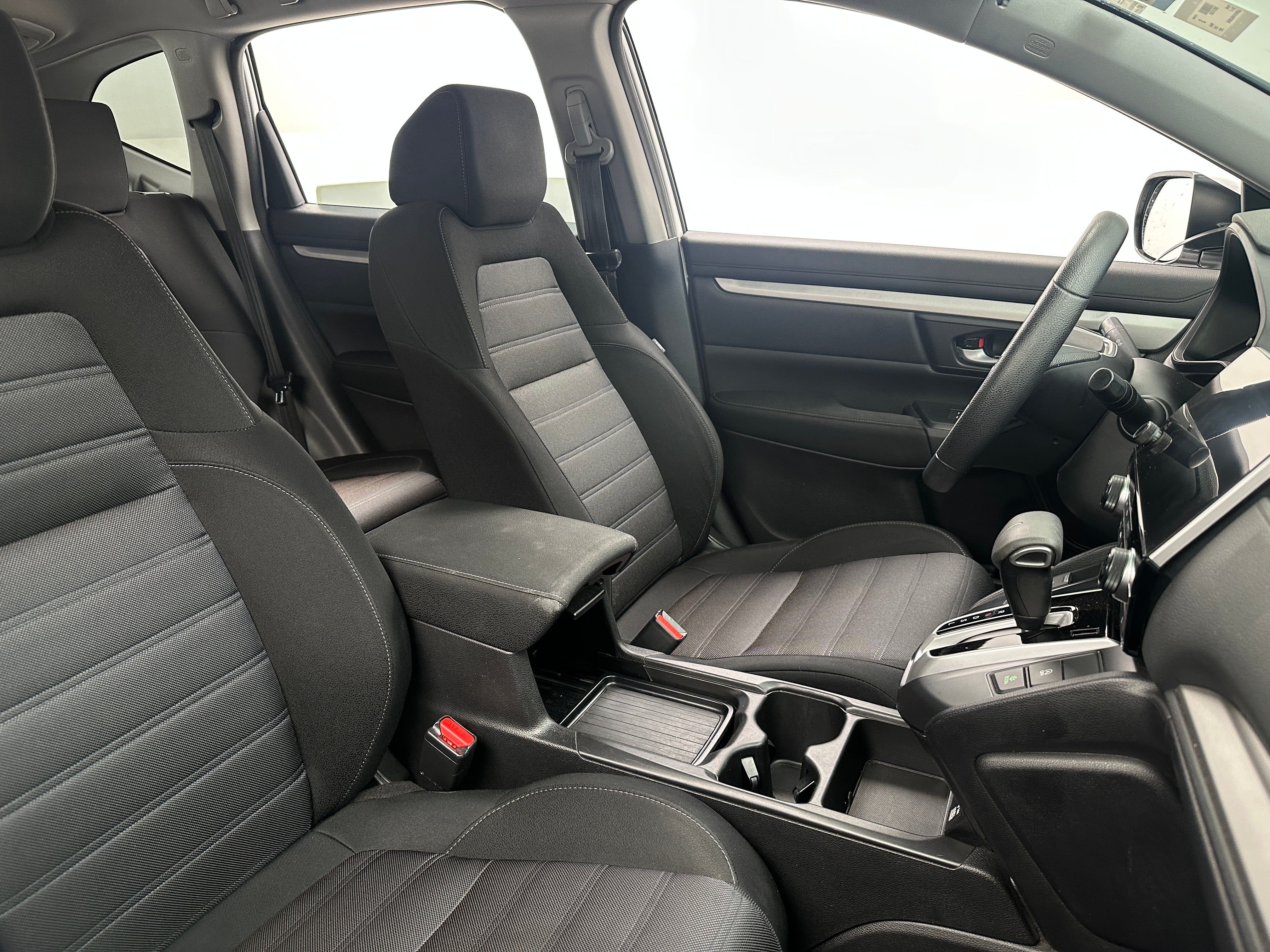 2021 Honda CR-V Special Edition 2