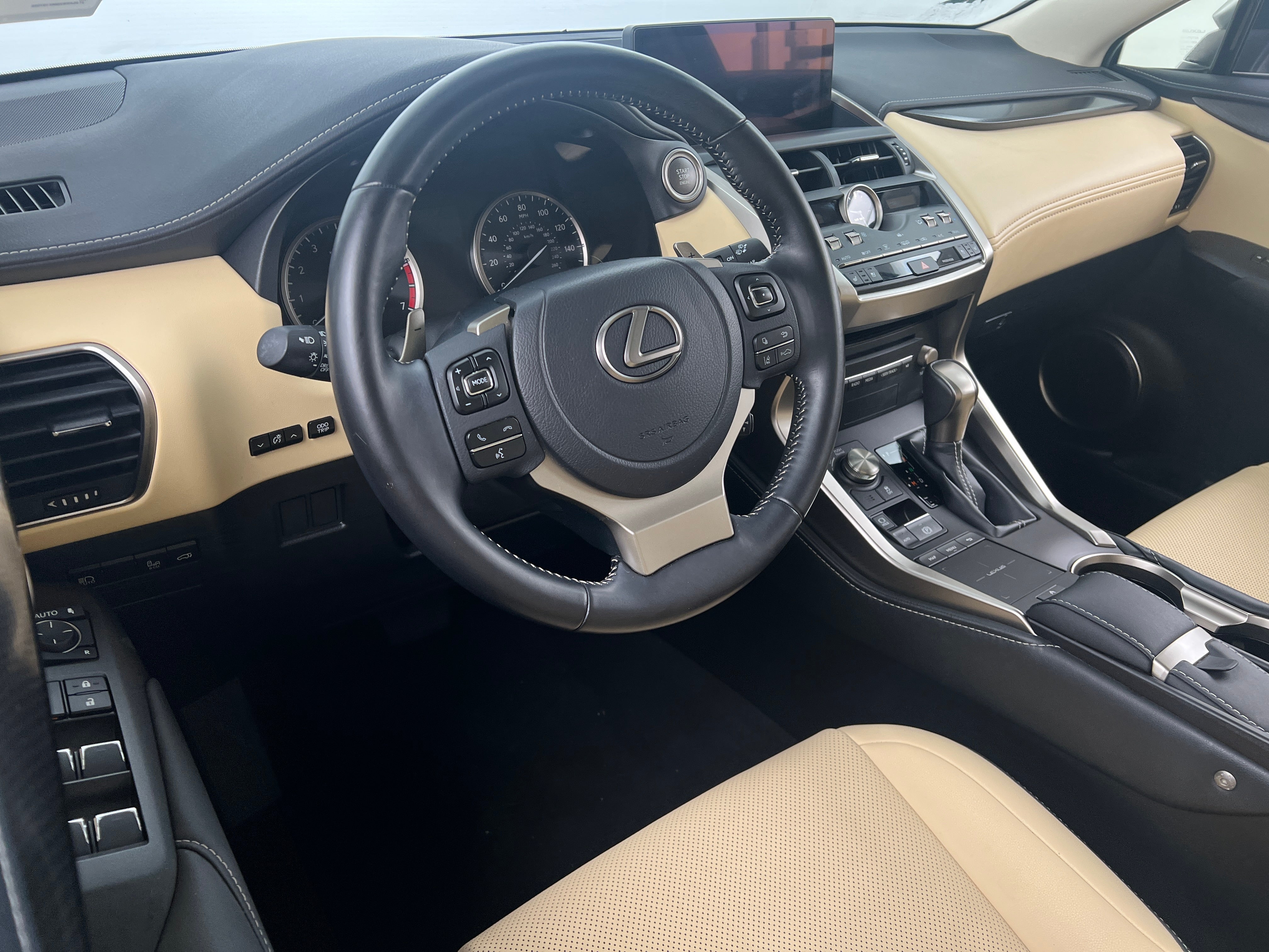 2021 Lexus NX 300 2