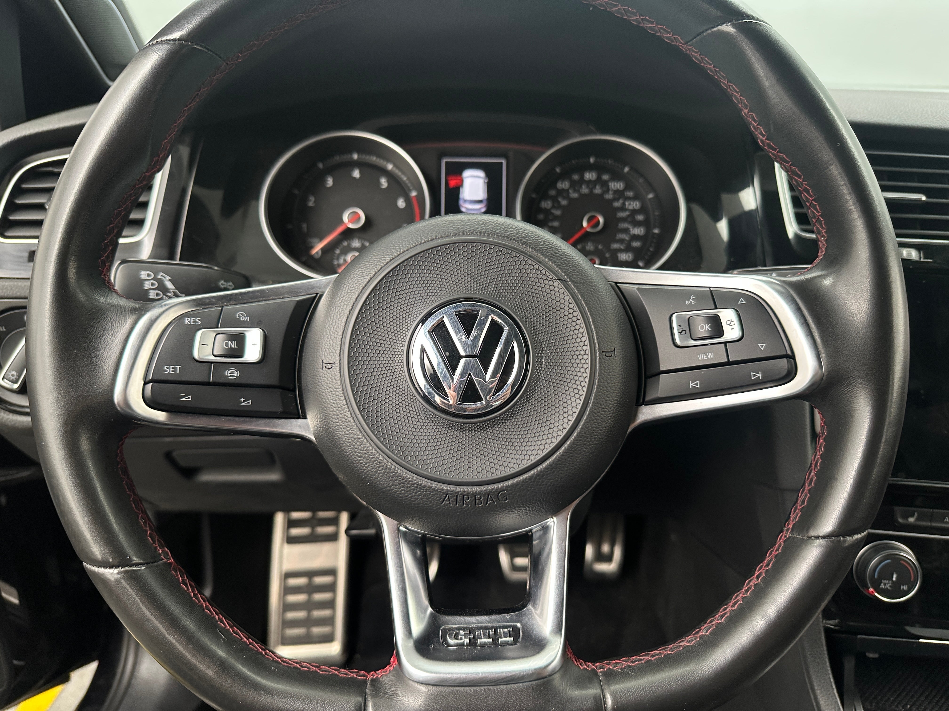 2019 Volkswagen Golf GTI SE 5