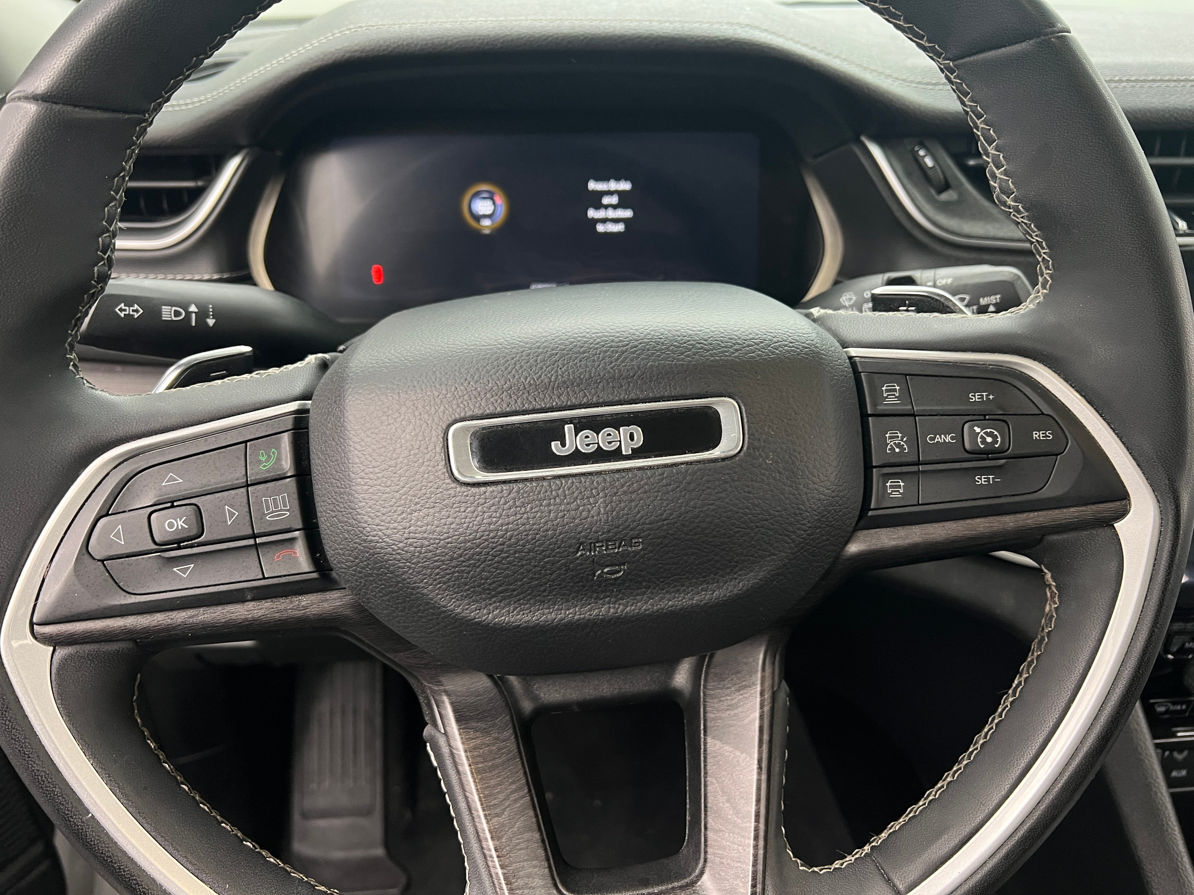 2023 Jeep Grand Cherokee L Limited Edition 4