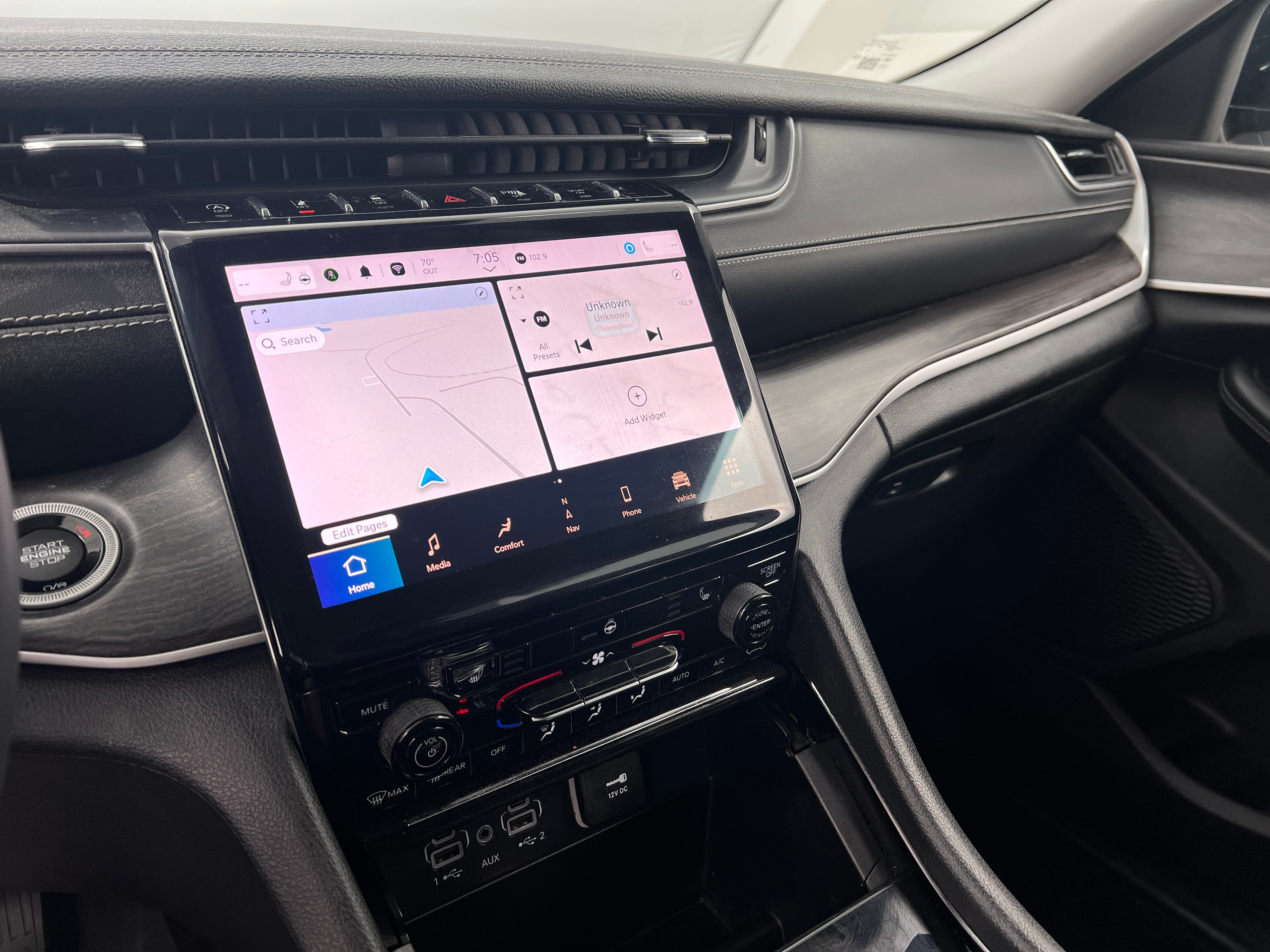 2023 Jeep Grand Cherokee L Limited Edition 3