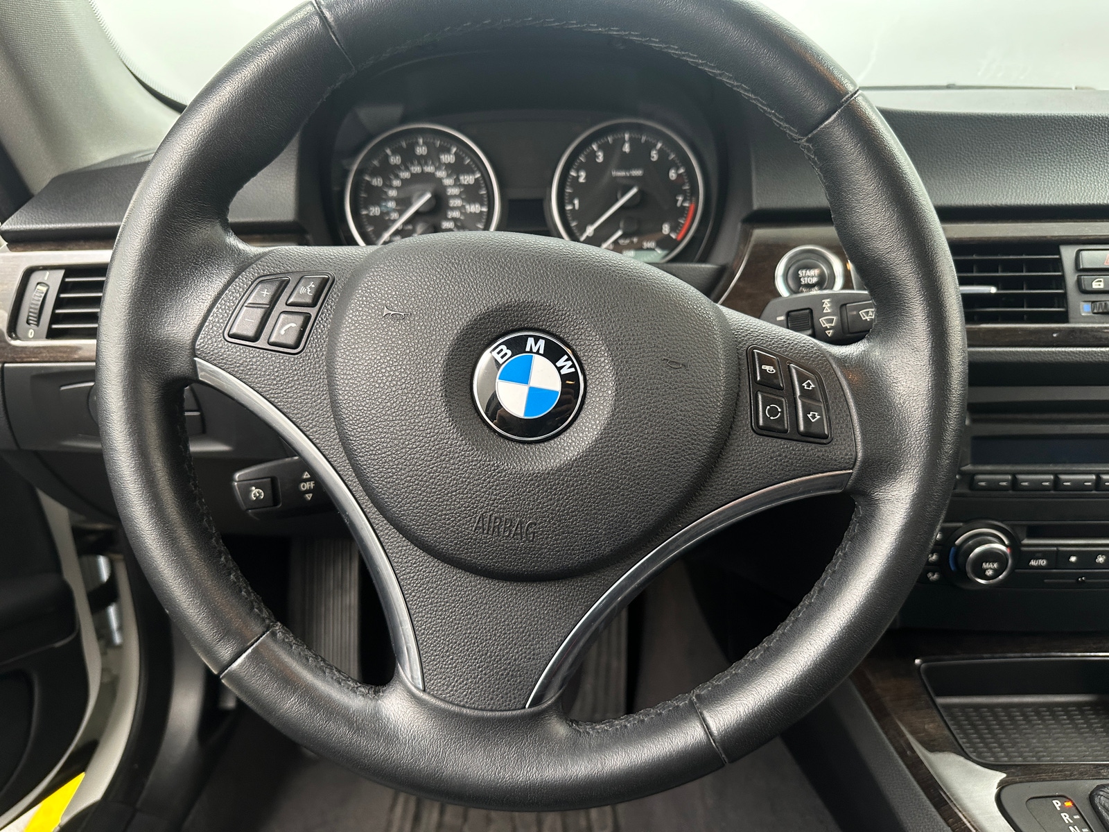 Thumbnail: 2012 BMW 3 Series - 3