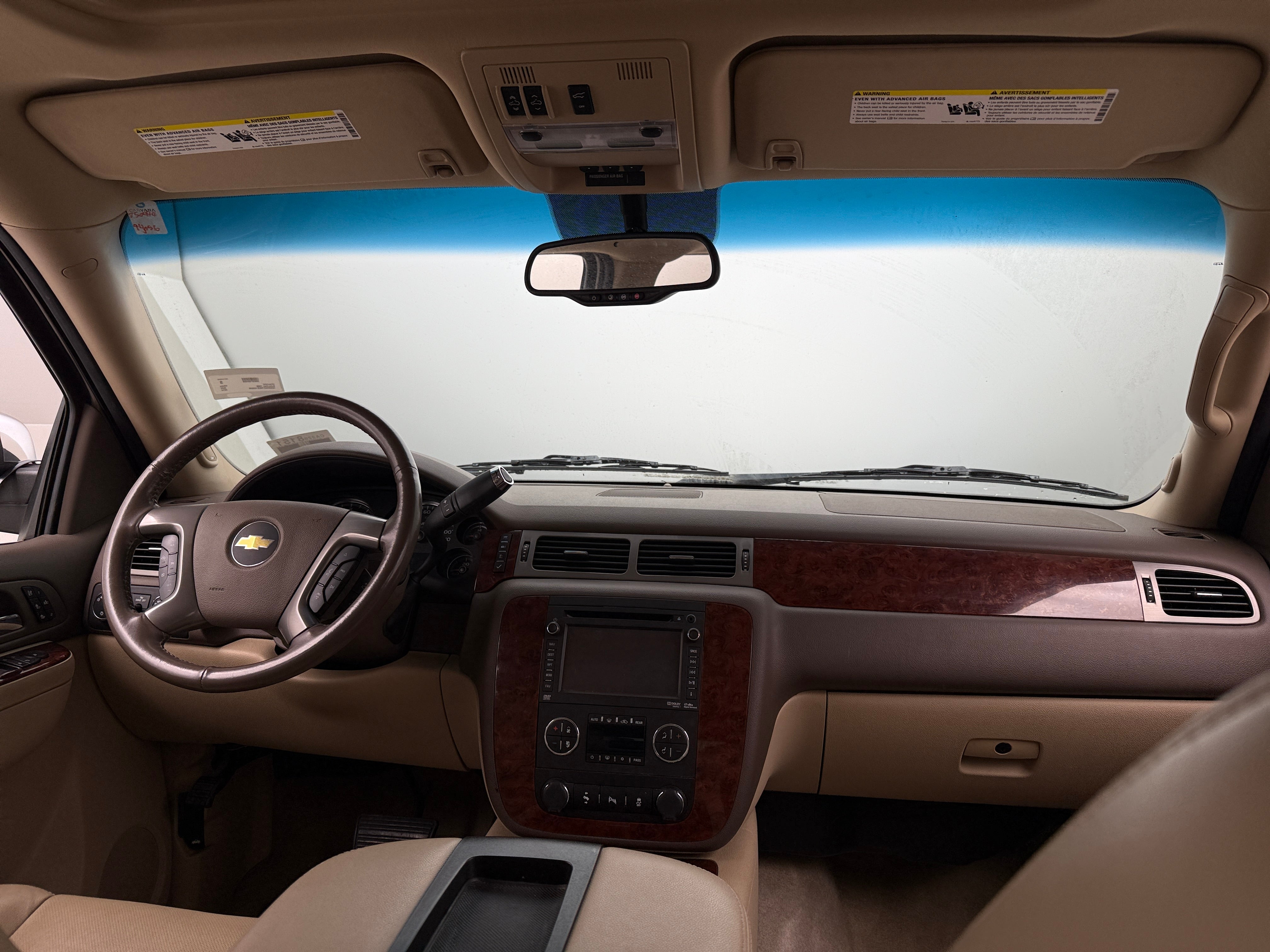 2014 Chevrolet Suburban 1500 LTZ 2