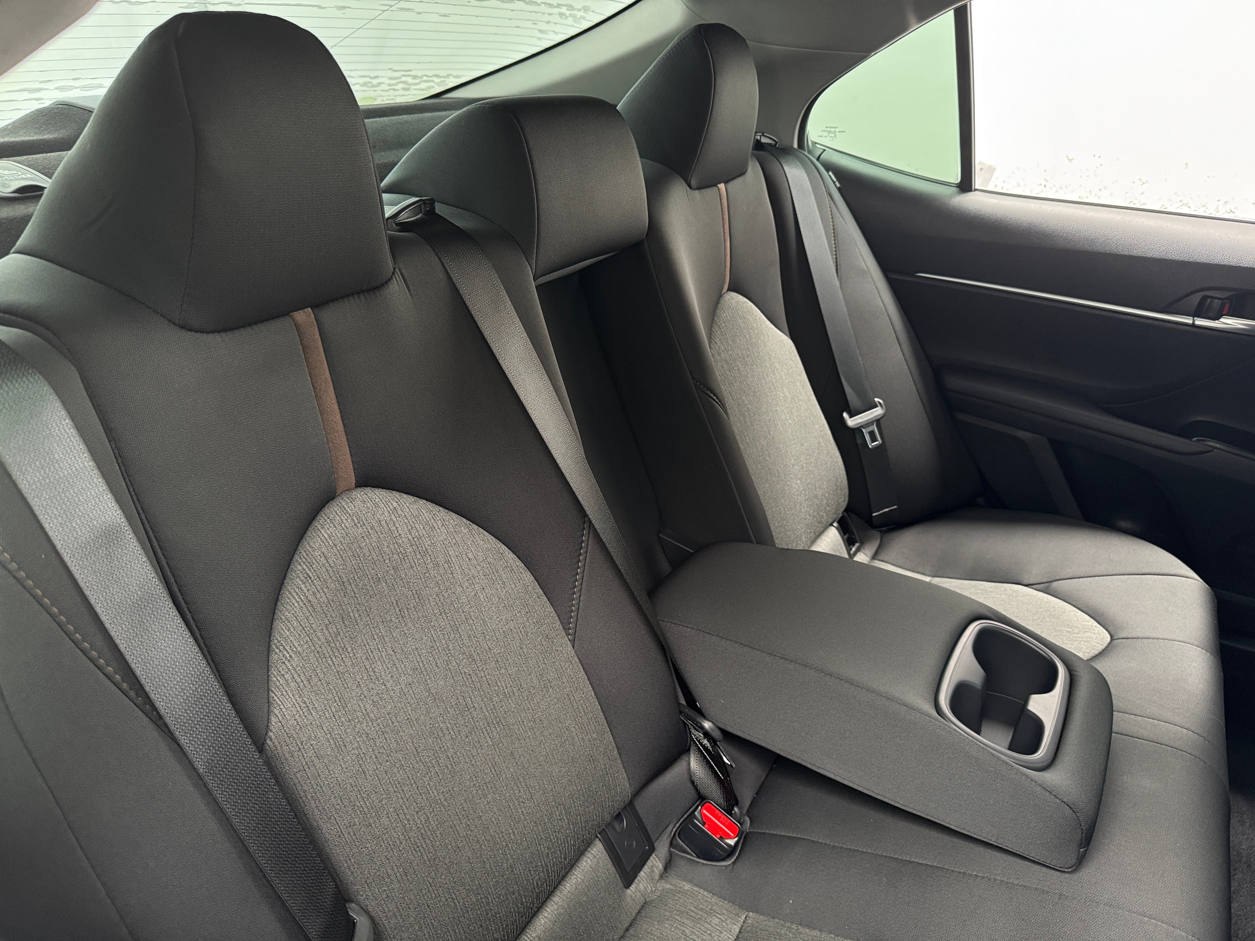 2018 Toyota Camry LE 6
