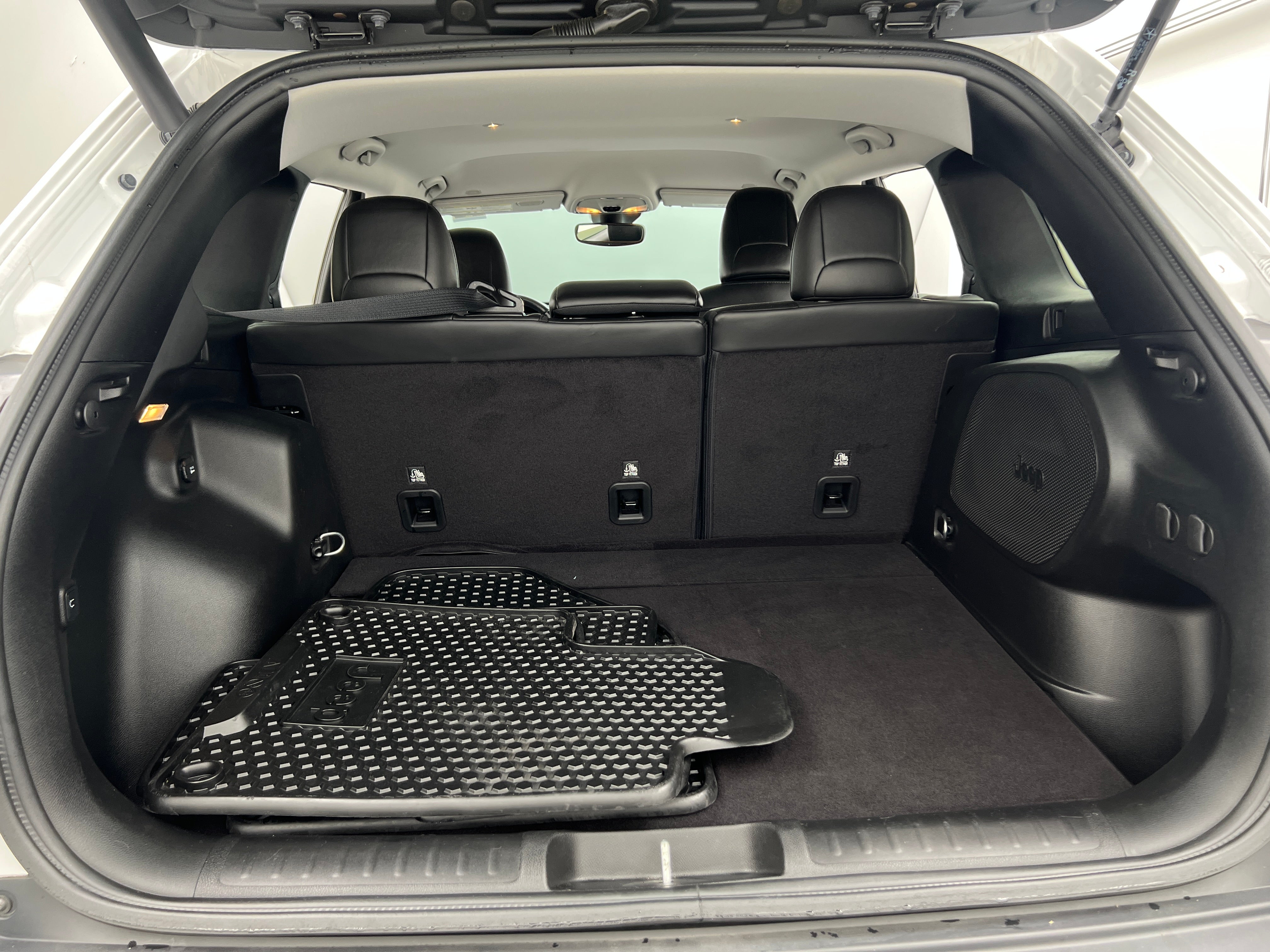 2019 Jeep Cherokee Trailhawk Elite 6