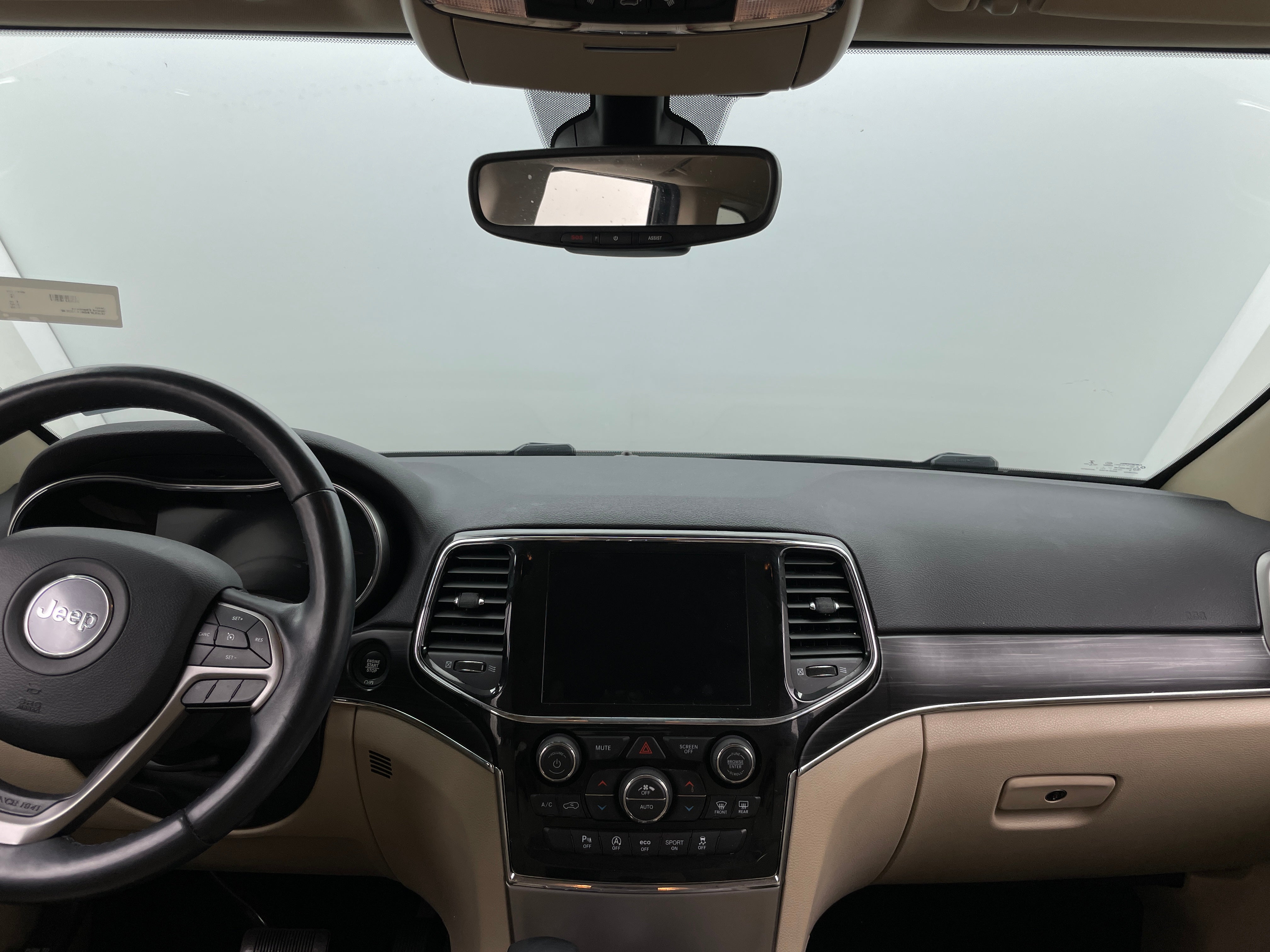 2020 Jeep Grand Cherokee Limited Edition 2