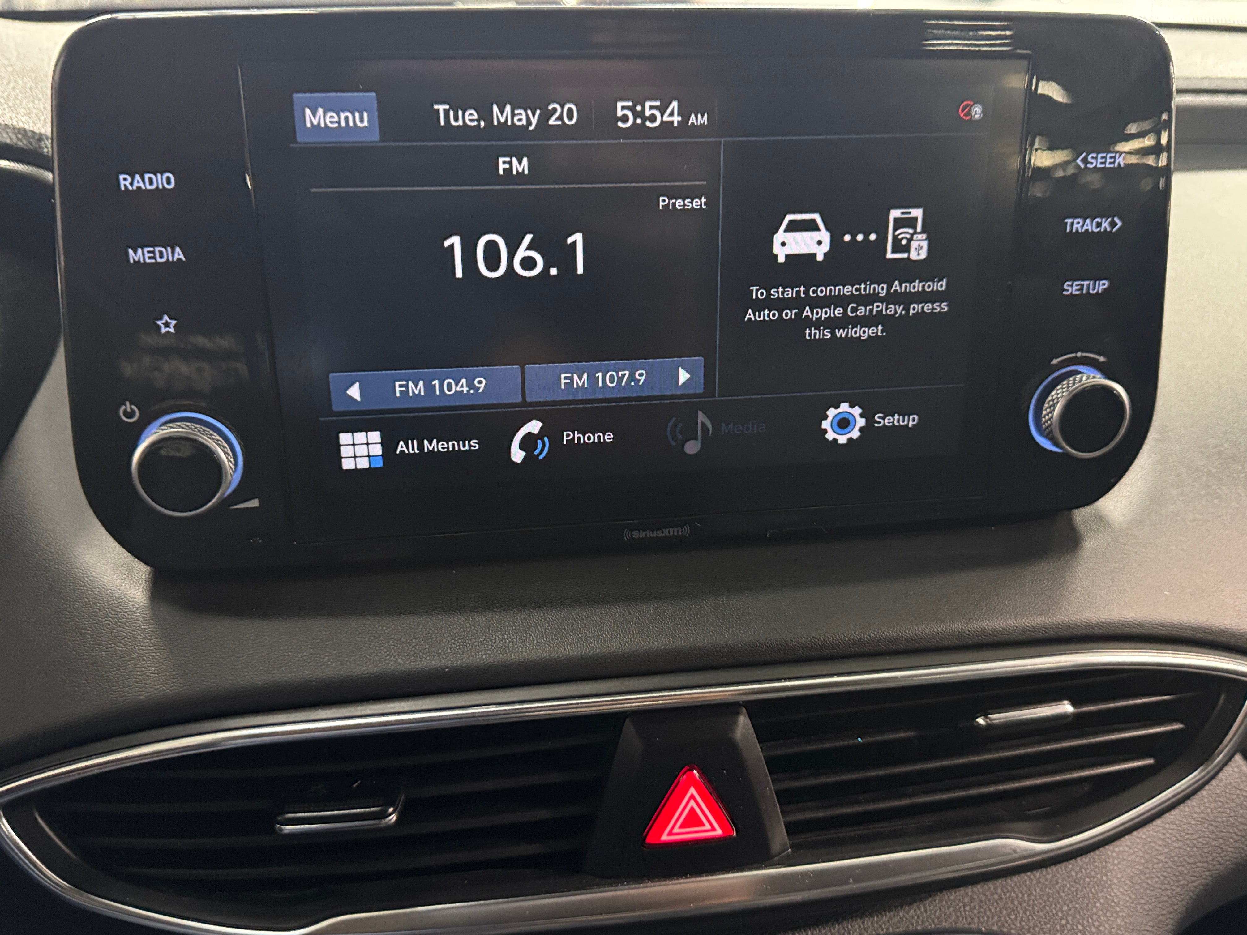 2021 Hyundai Santa Fe SEL 4