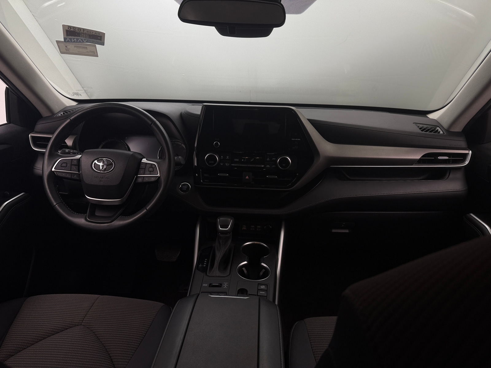 Thumbnail: 2023 Toyota Highlander - 3