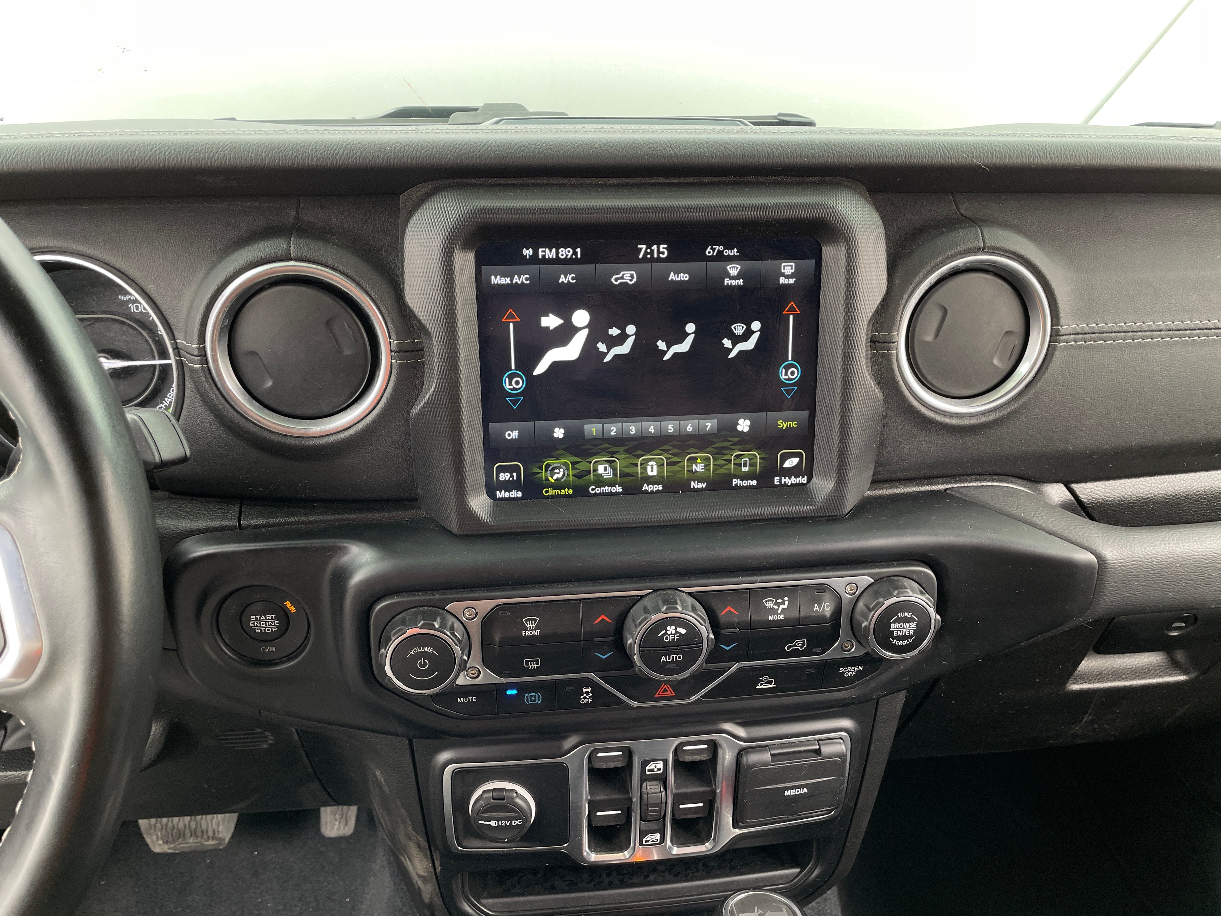 2022 Jeep Wrangler Unlimited Sahara 4xe 3