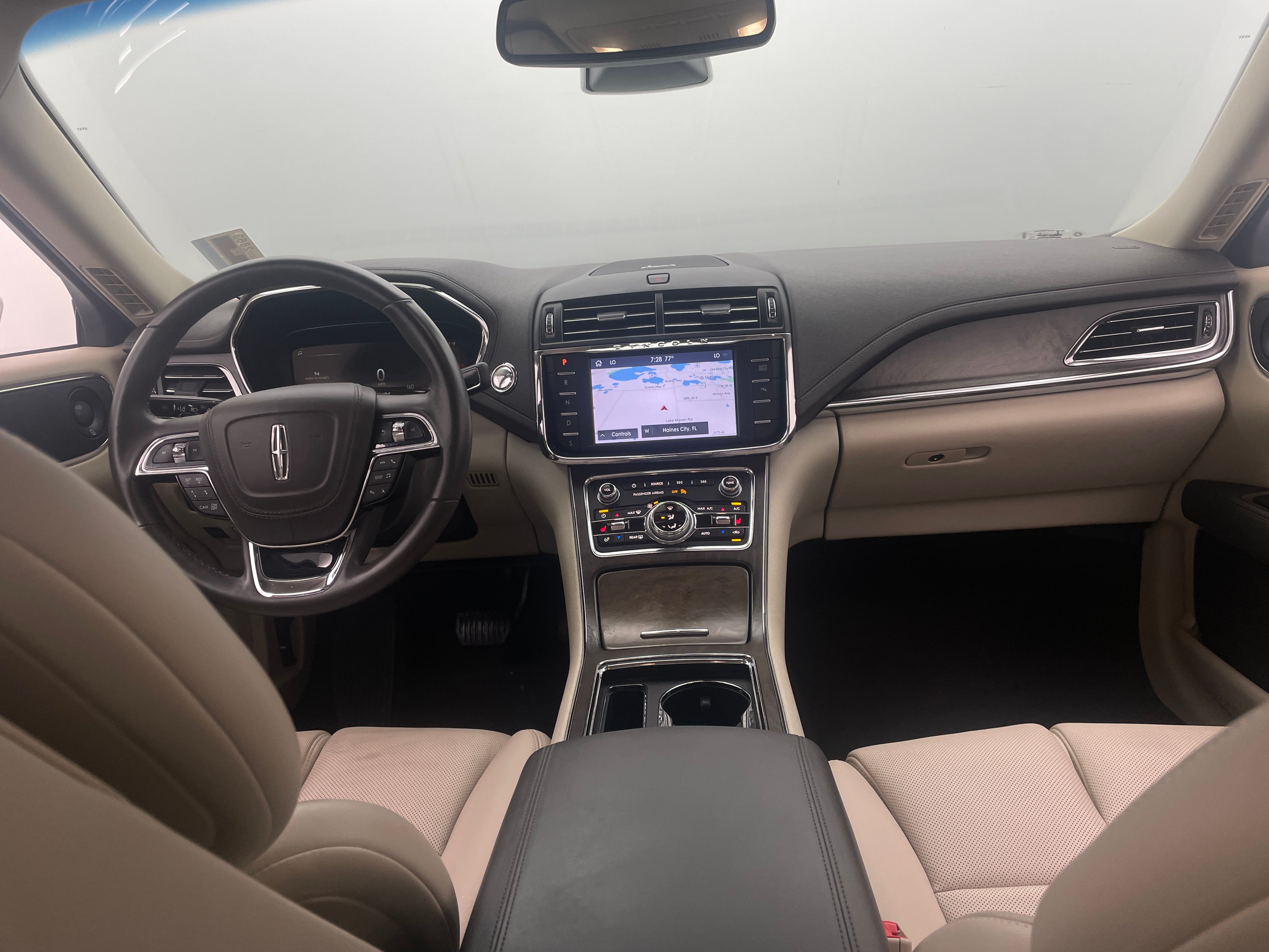 2020 Lincoln Continental Base 2