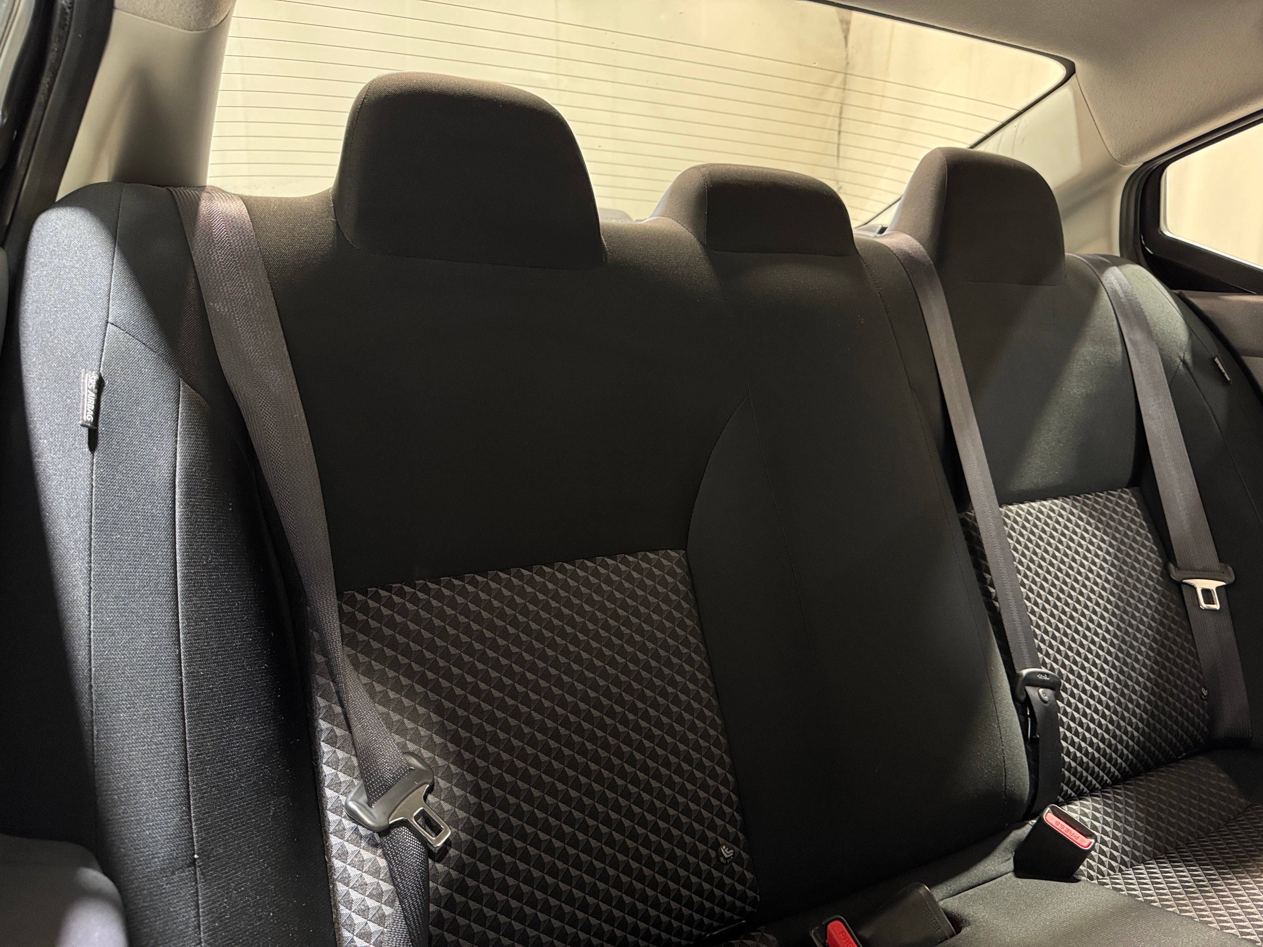 2021 Nissan Versa S 6