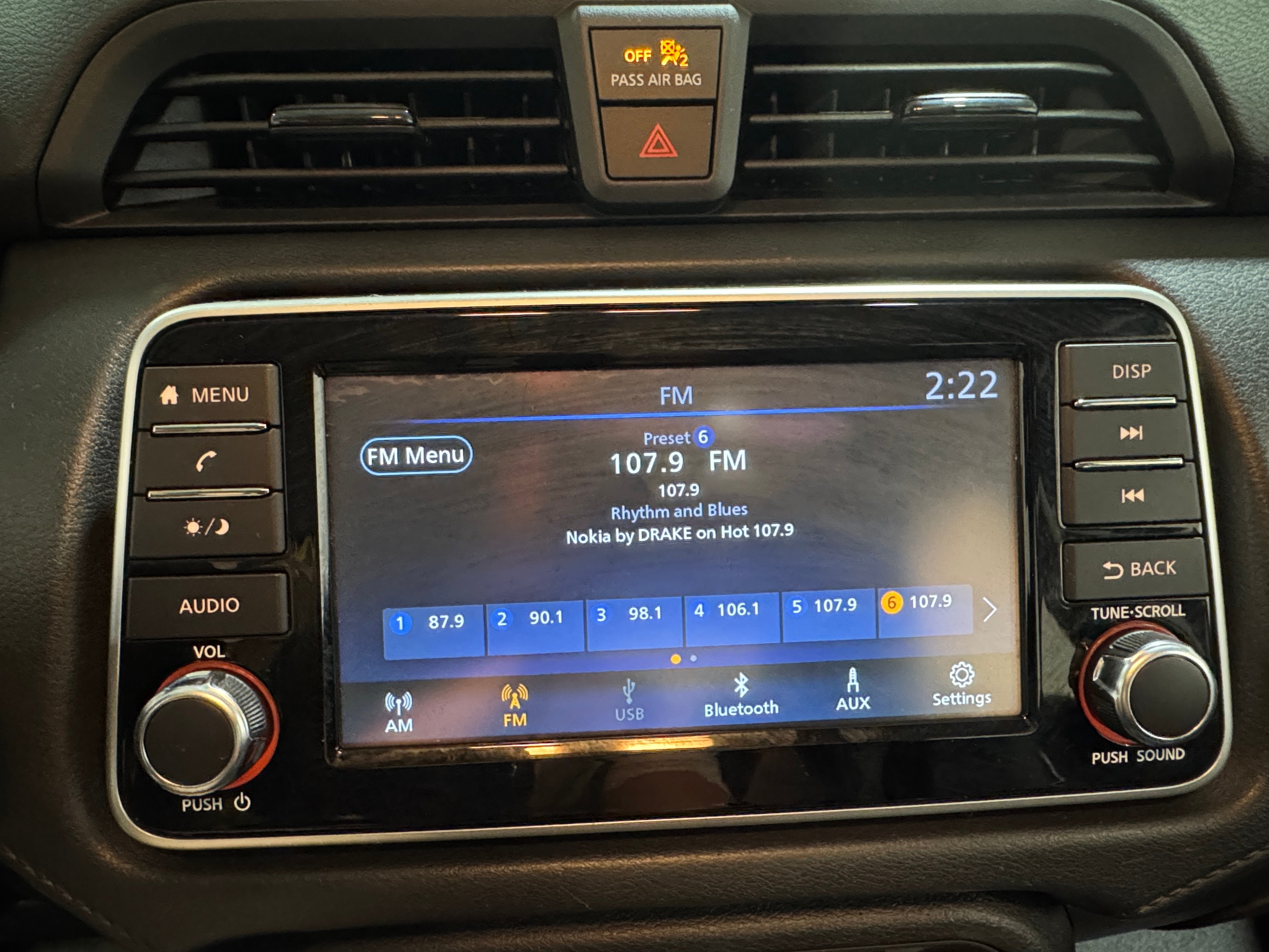 2021 Nissan Versa S 4