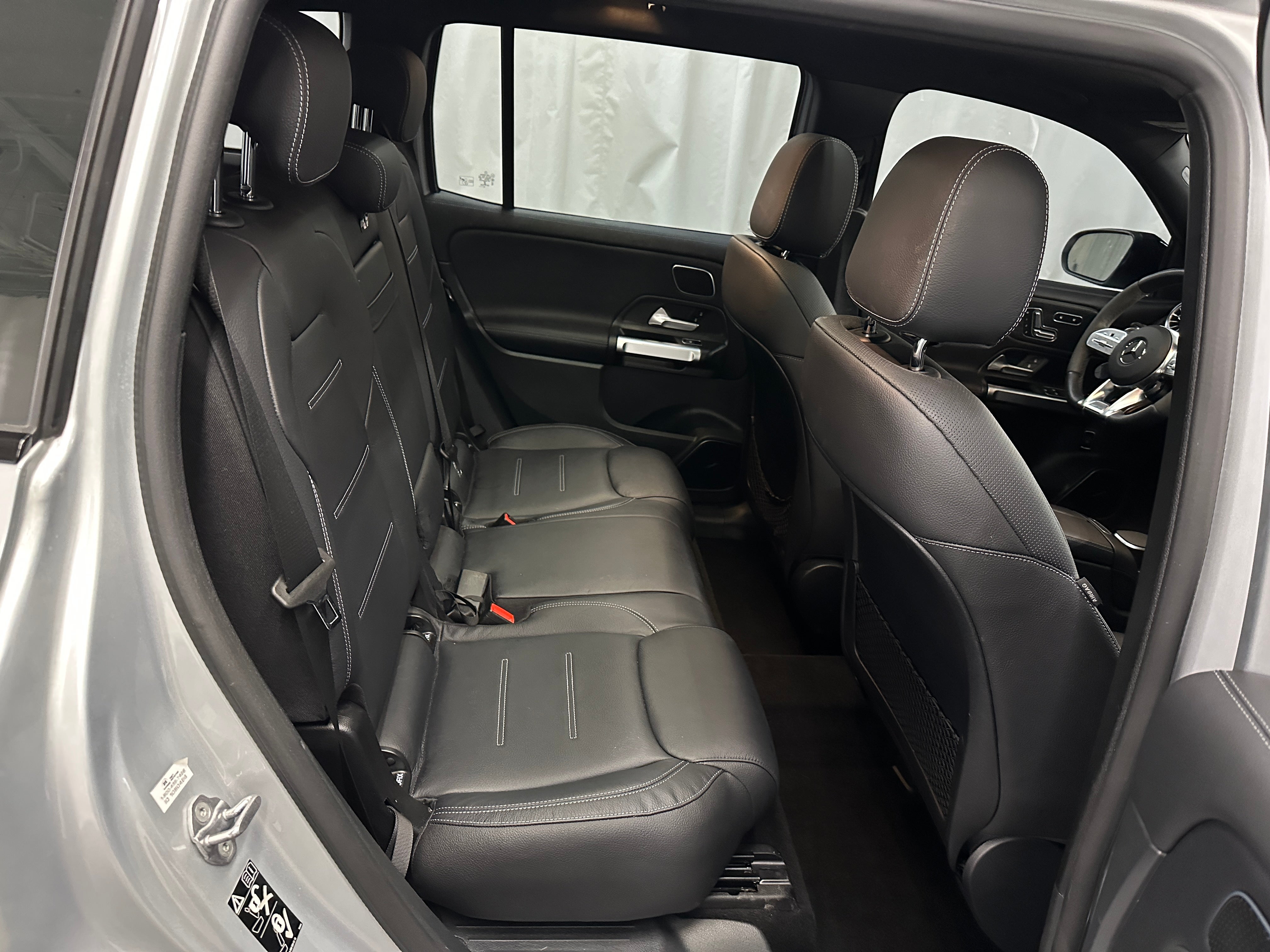 2023 Mercedes-Benz GLB 35 AMG 5