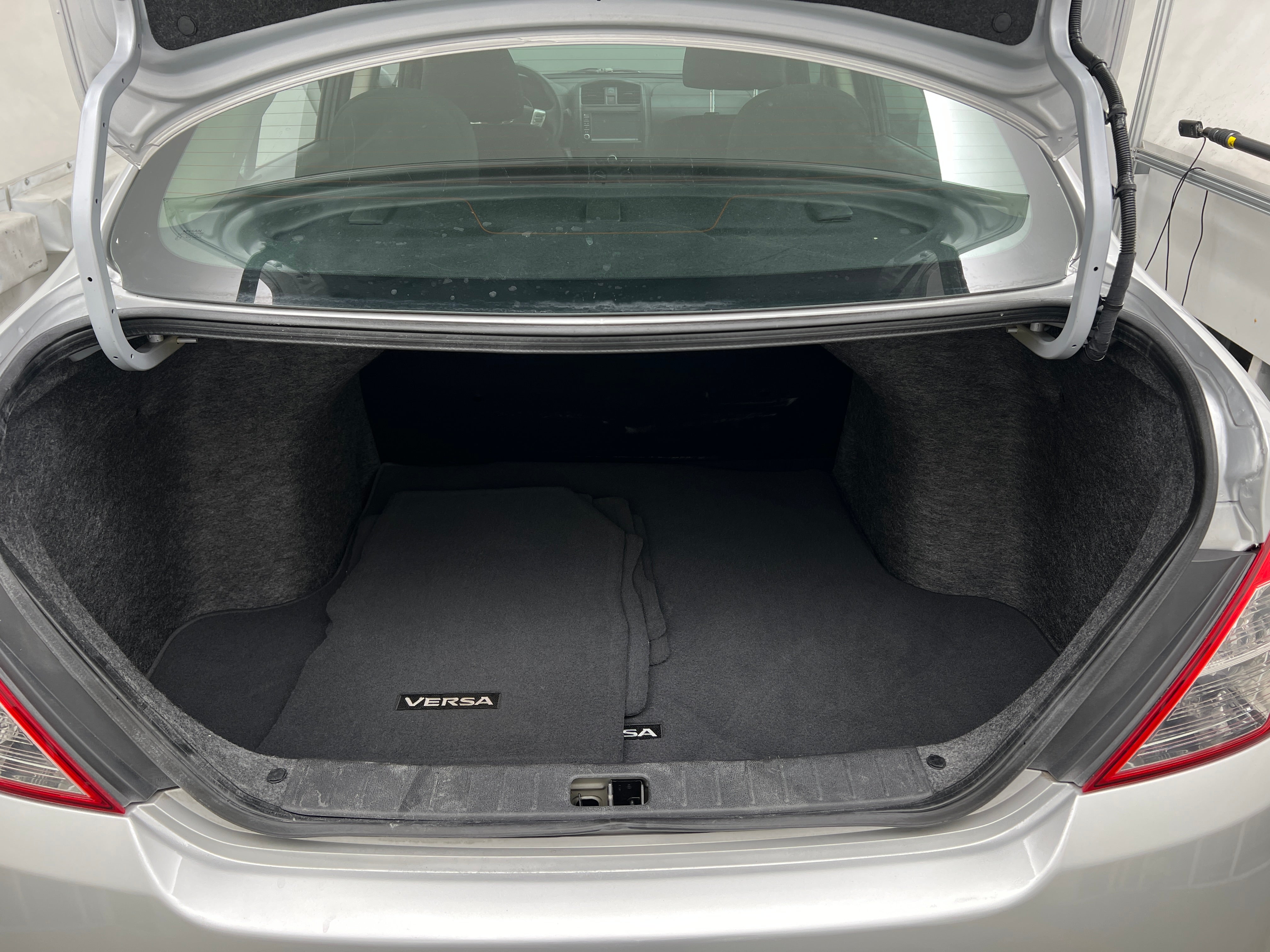 2019 Nissan Versa S Plus 7