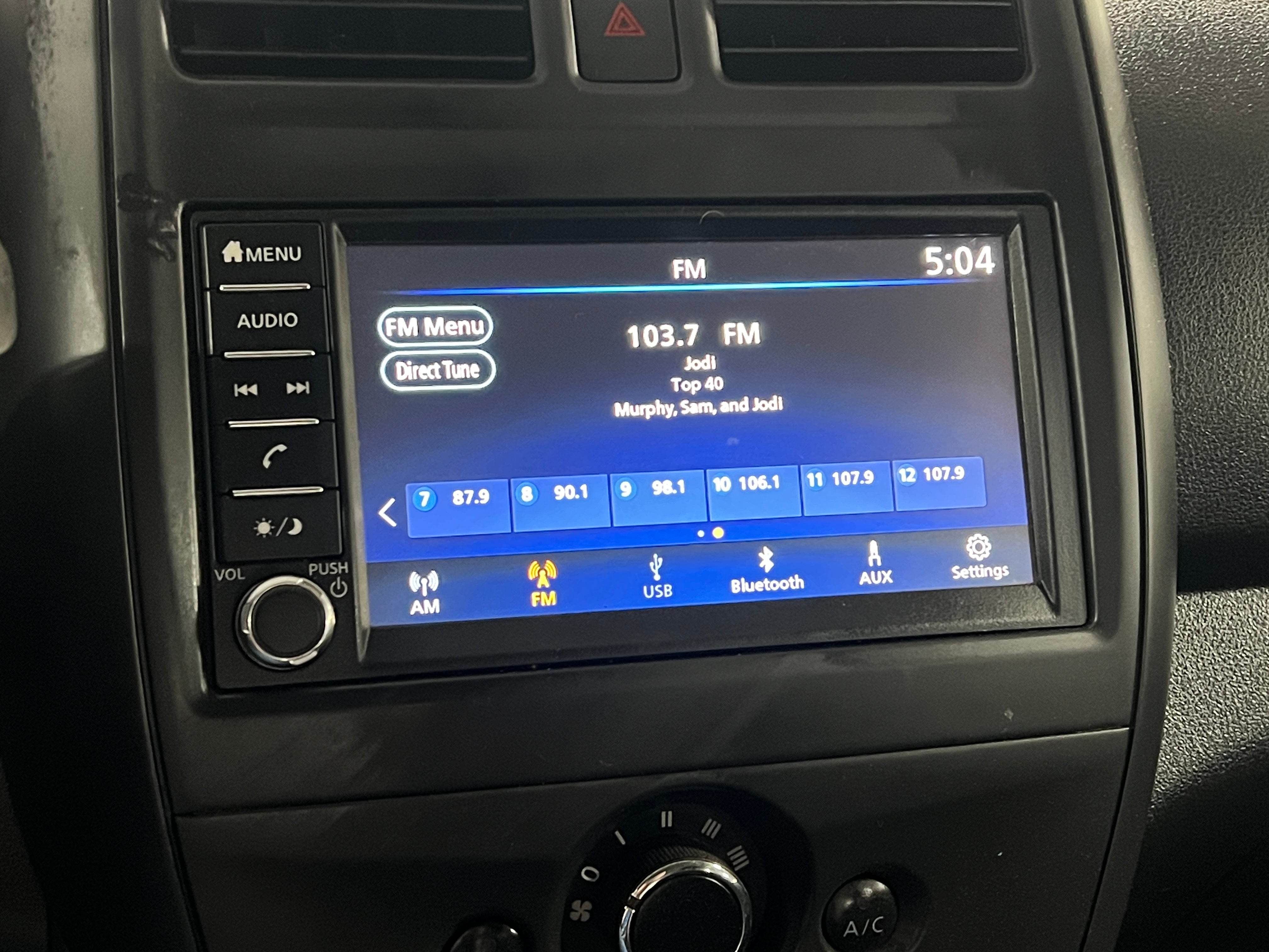 2019 Nissan Versa S Plus 4