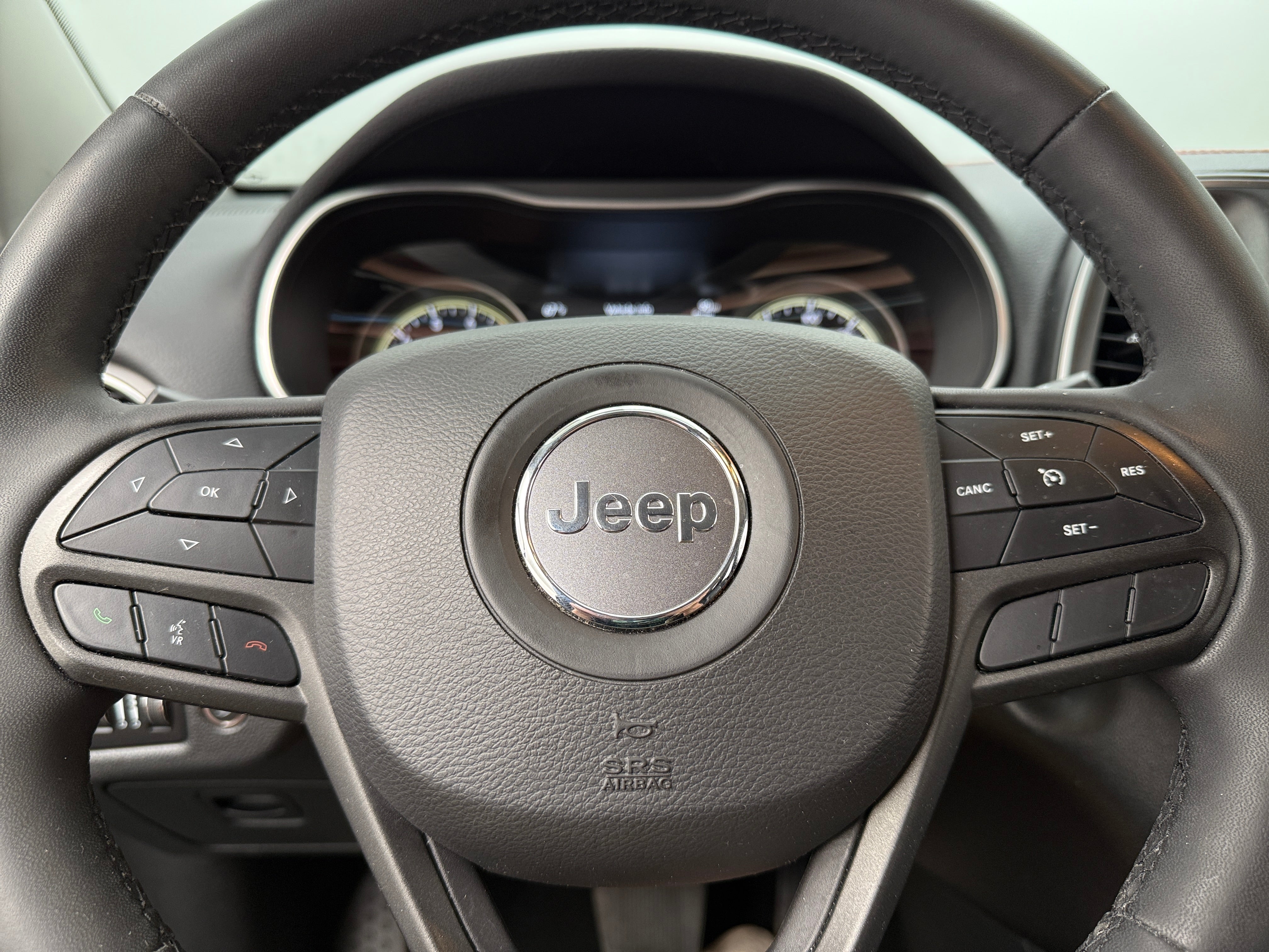 2022 Jeep Cherokee Trailhawk 5