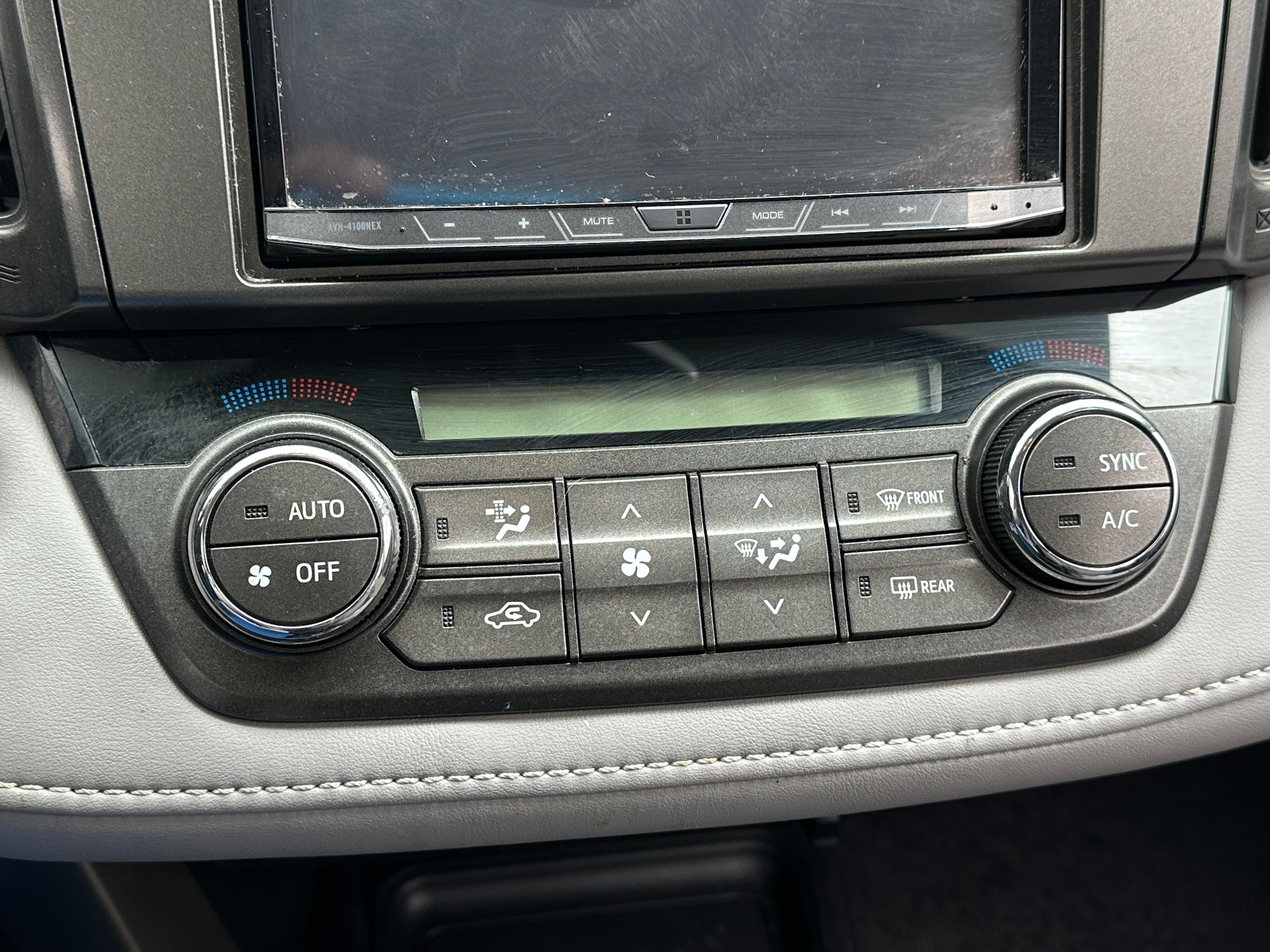 2013 Toyota RAV4 Limited 4
