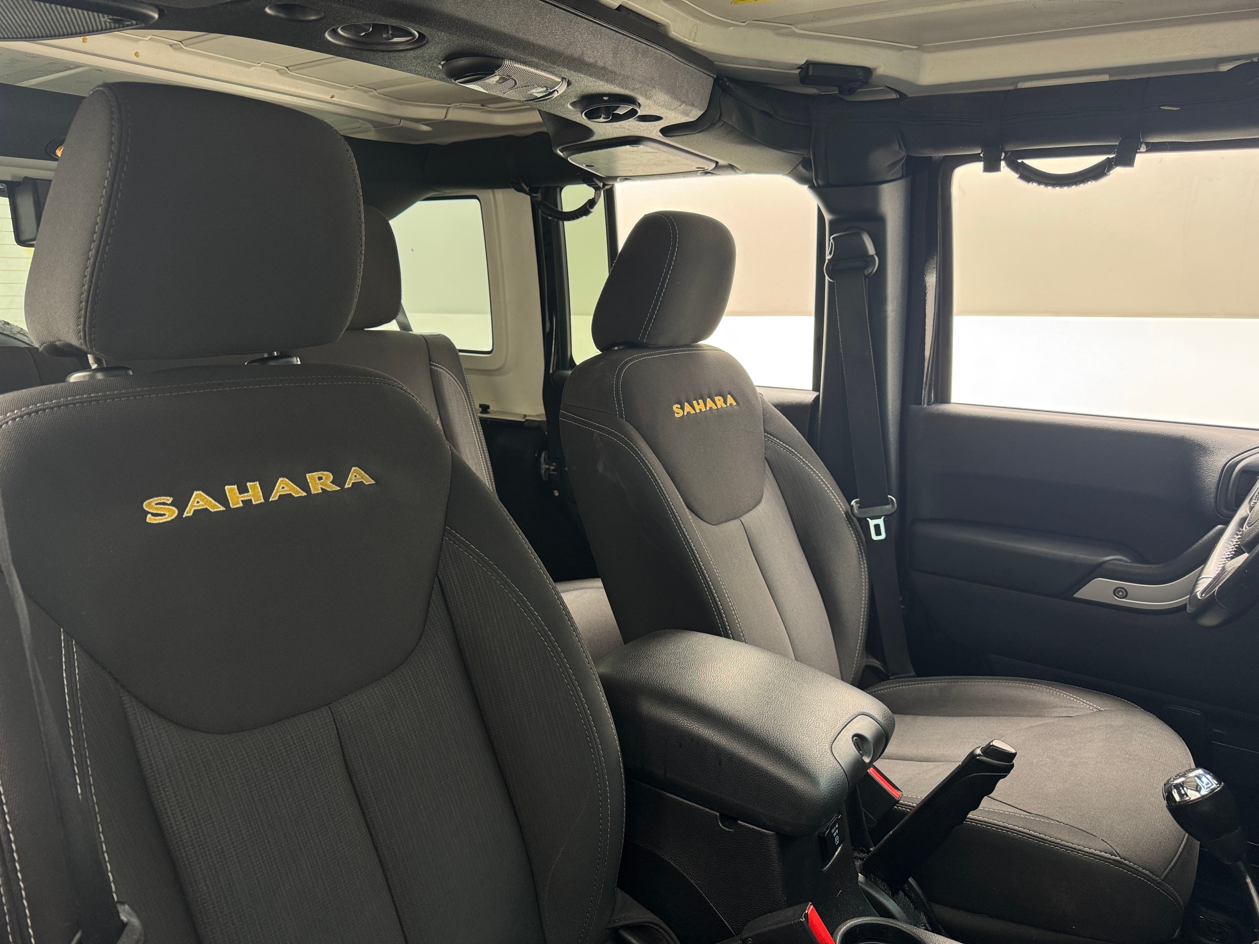 2015 Jeep Wrangler Unlimited Sahara 2